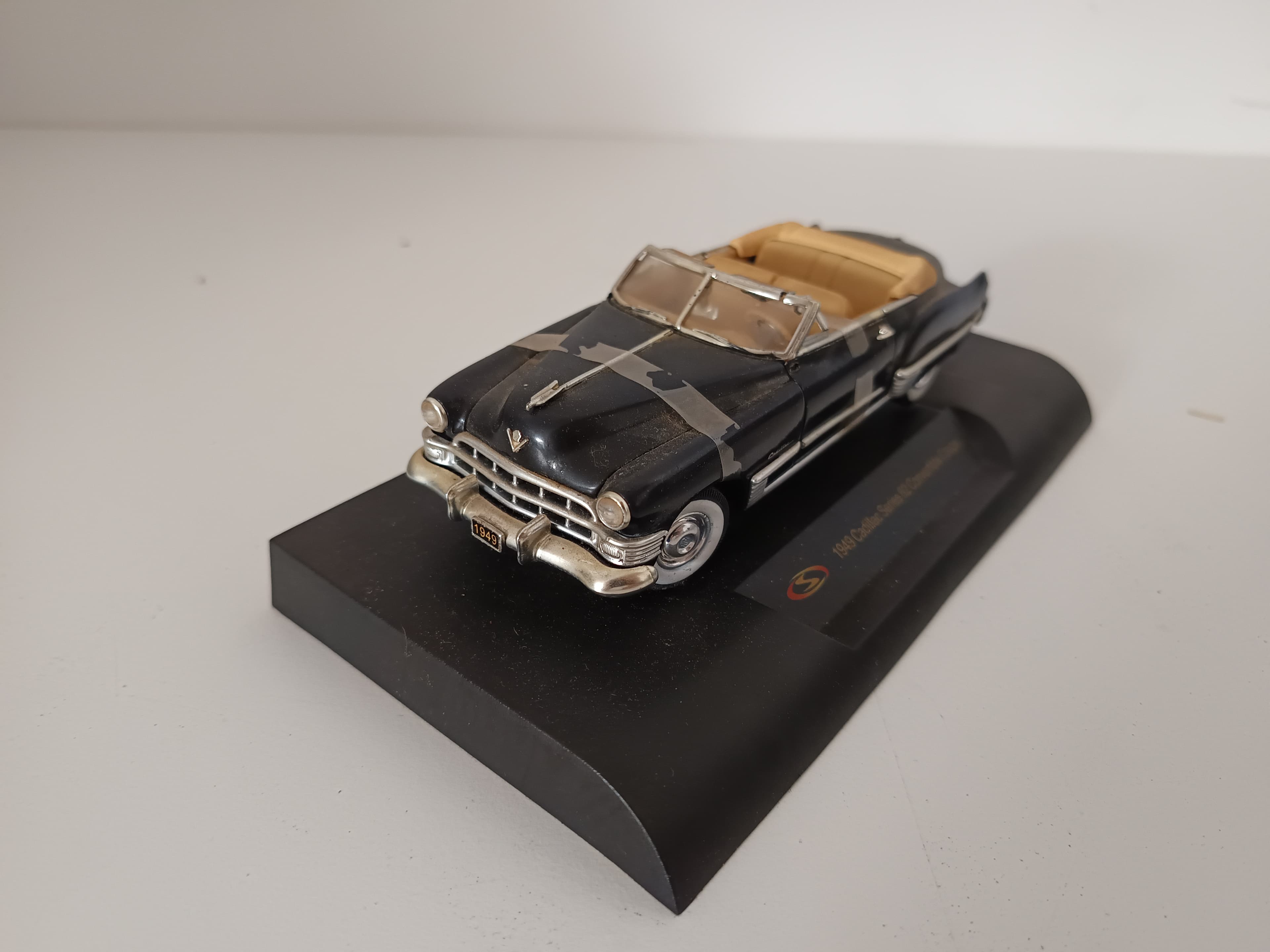 Miniatura Veículo Escala 1:43 — imagem 2