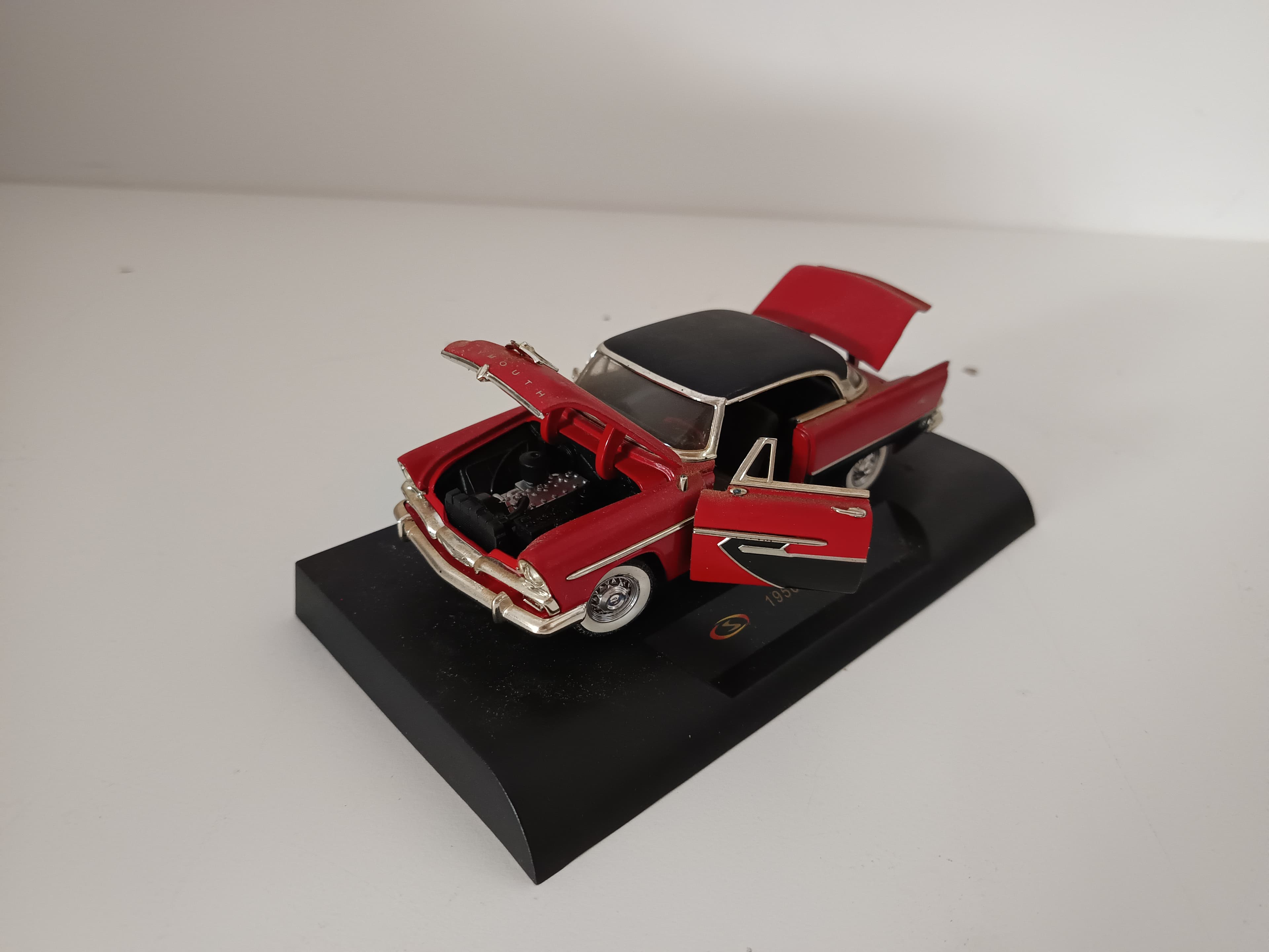 Miniatura de Vehículo Escala 1:43 — imagen 3