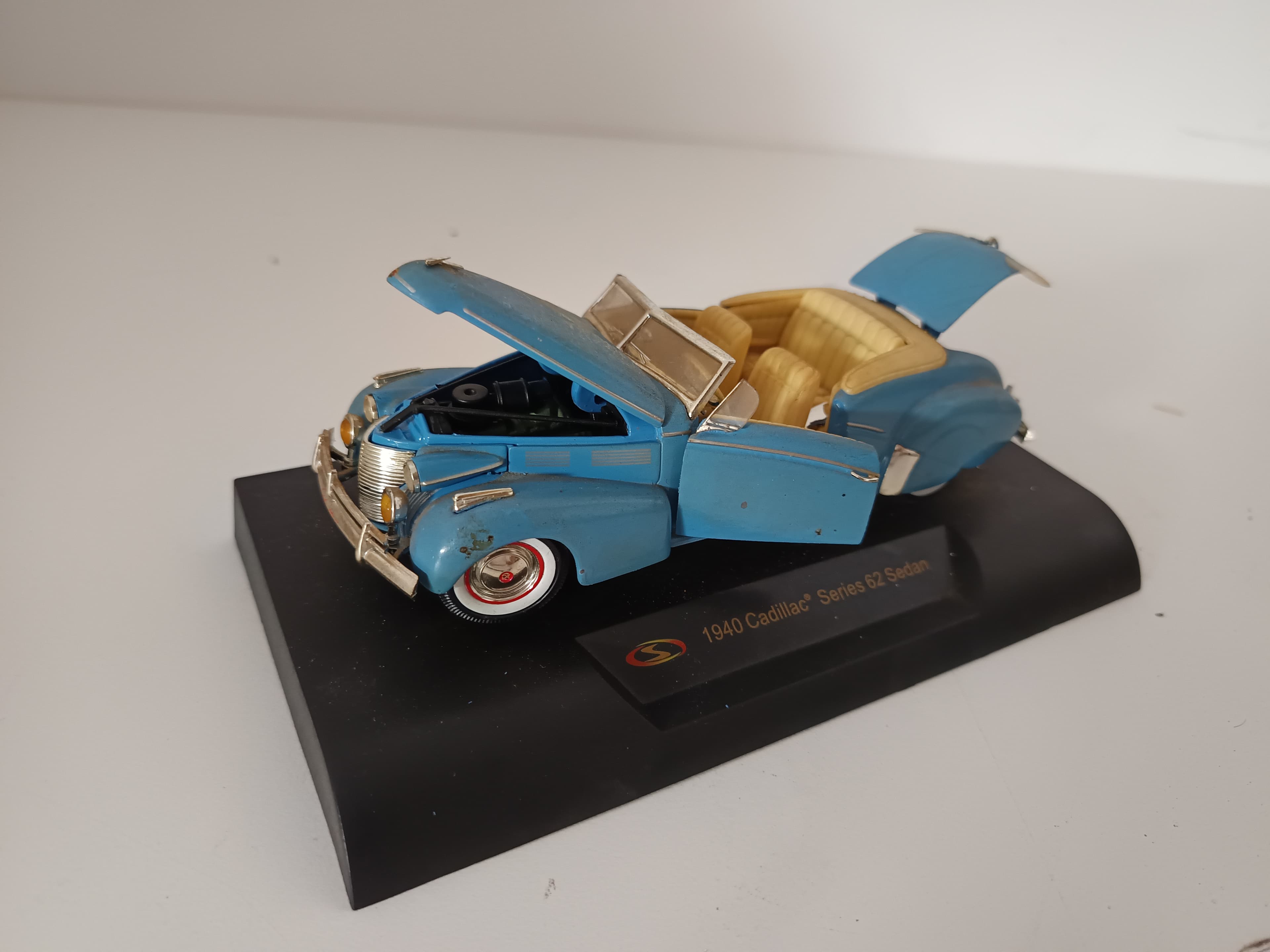 Miniatura Veículo Escala 1:43 — imagem 2