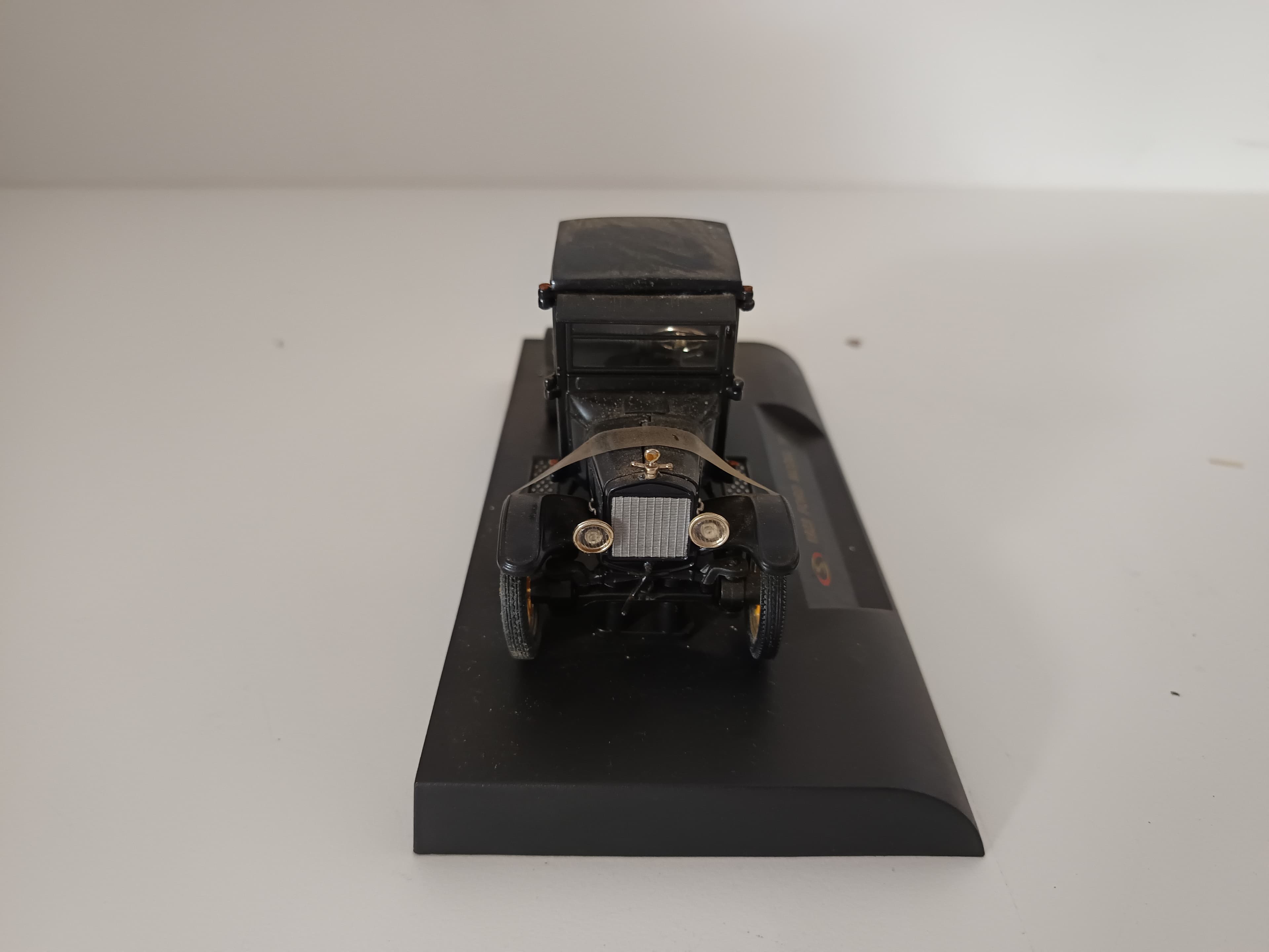 Miniatura Veículo Escala 1:43 — imagem 3