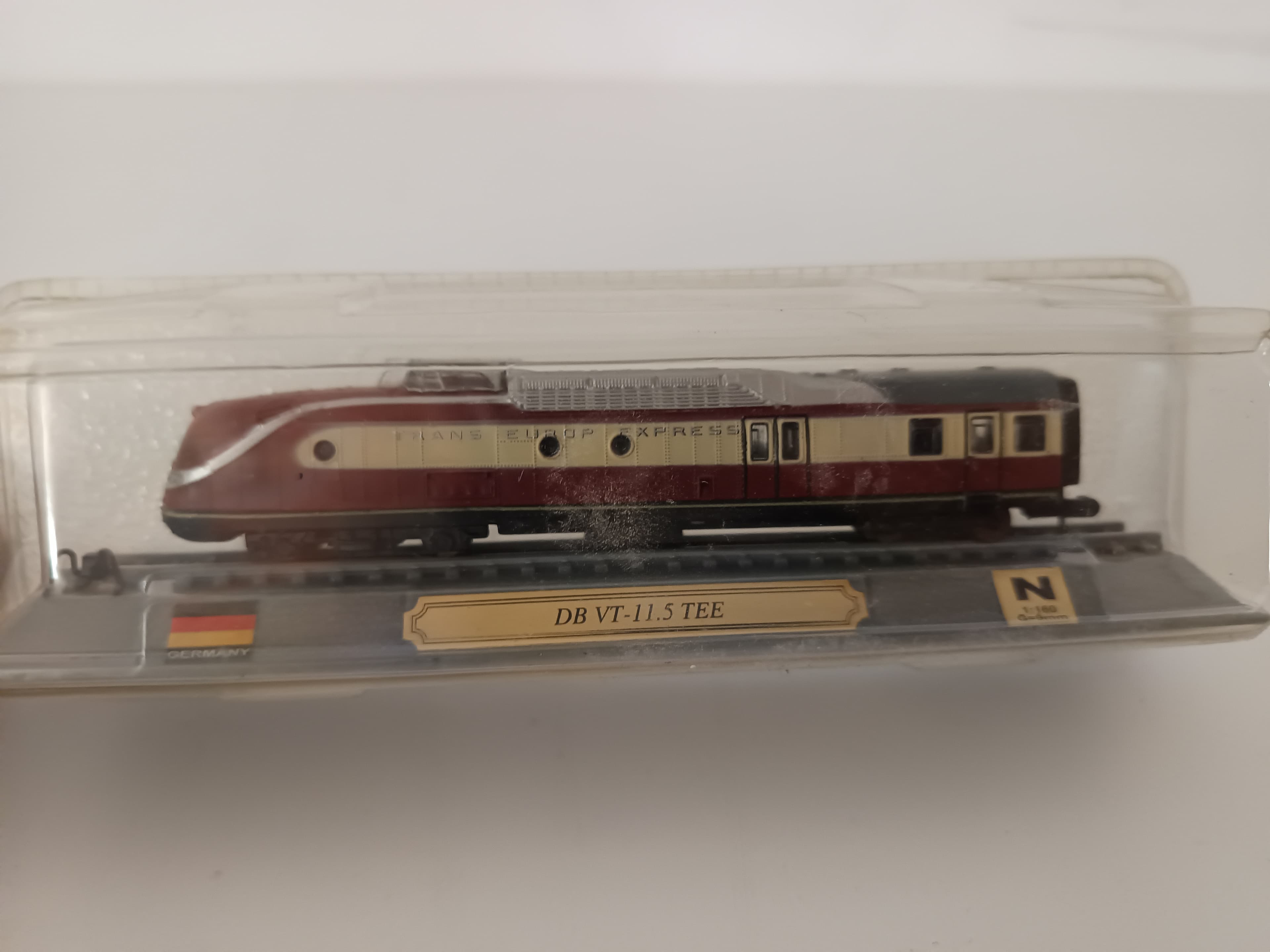 Miniatura Locomotiva Escala 1:160 — imagen 1