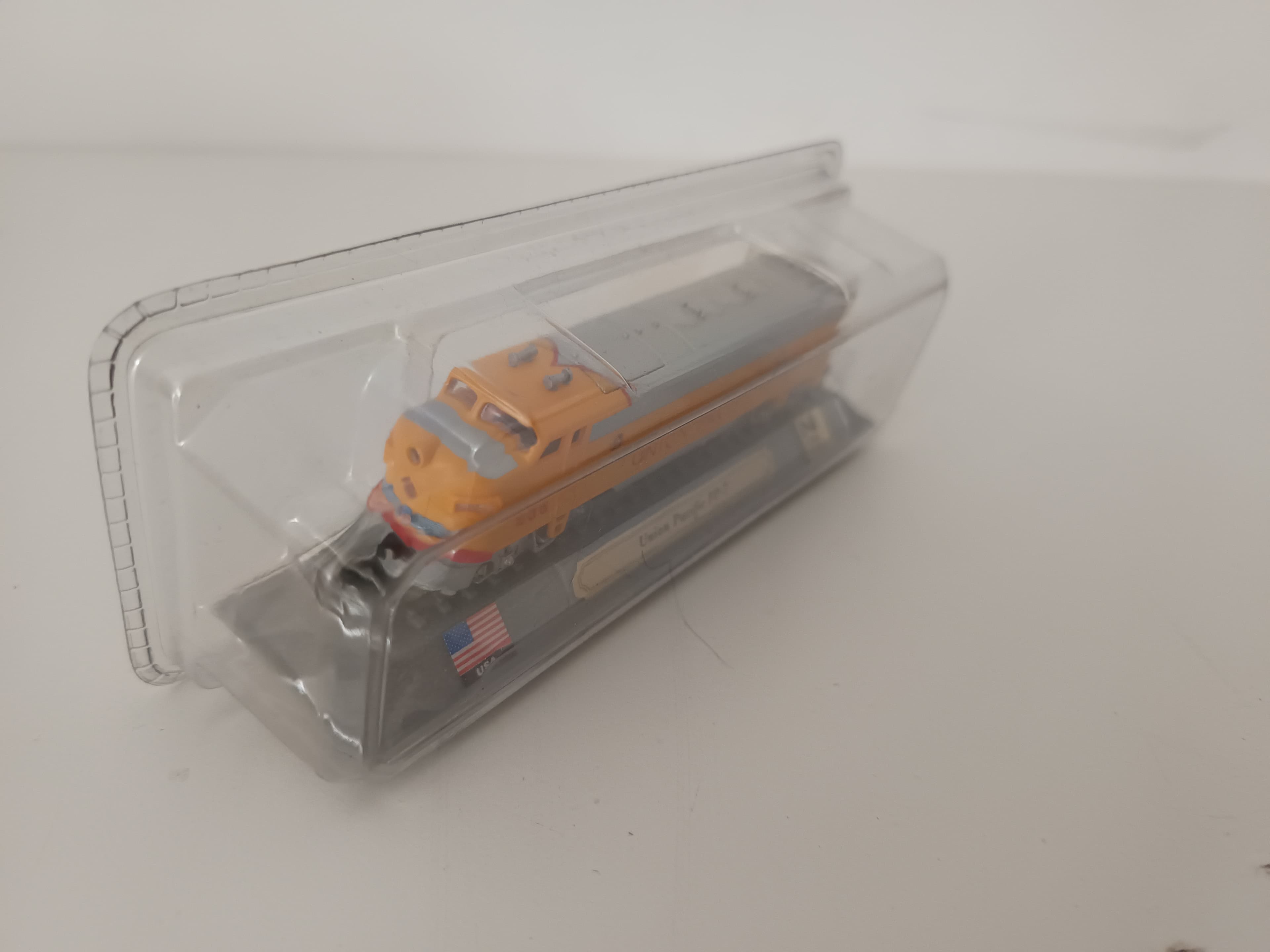Miniatura Locomotiva Escala 1:160 — imagen 4