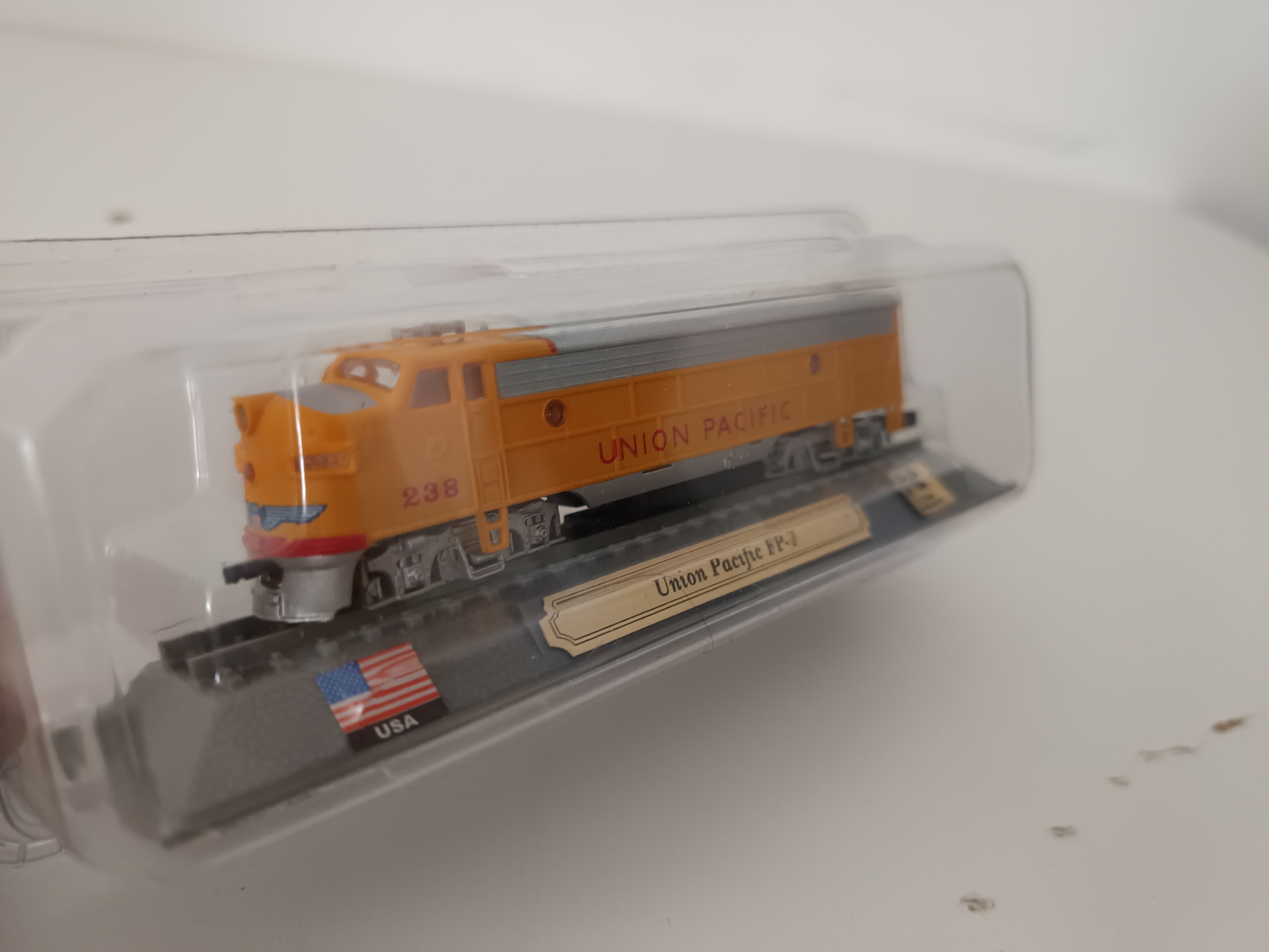 Miniatura Locomotiva Escala 1:160 — imagen 2