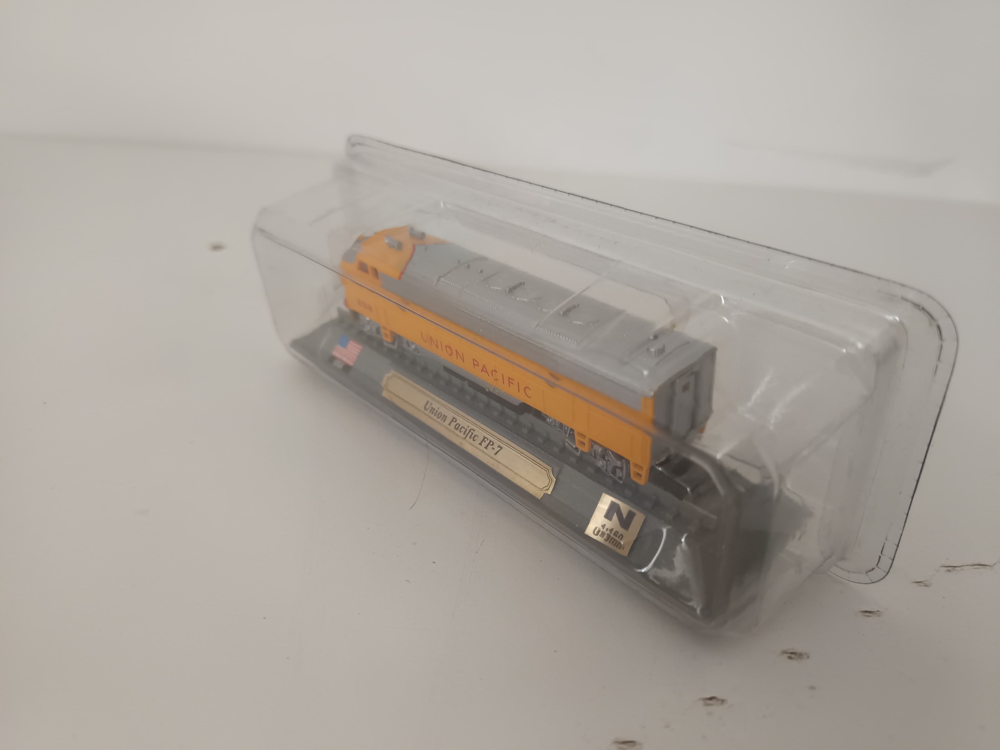 Miniatura Locomotiva Escala 1:160 — imagen 3