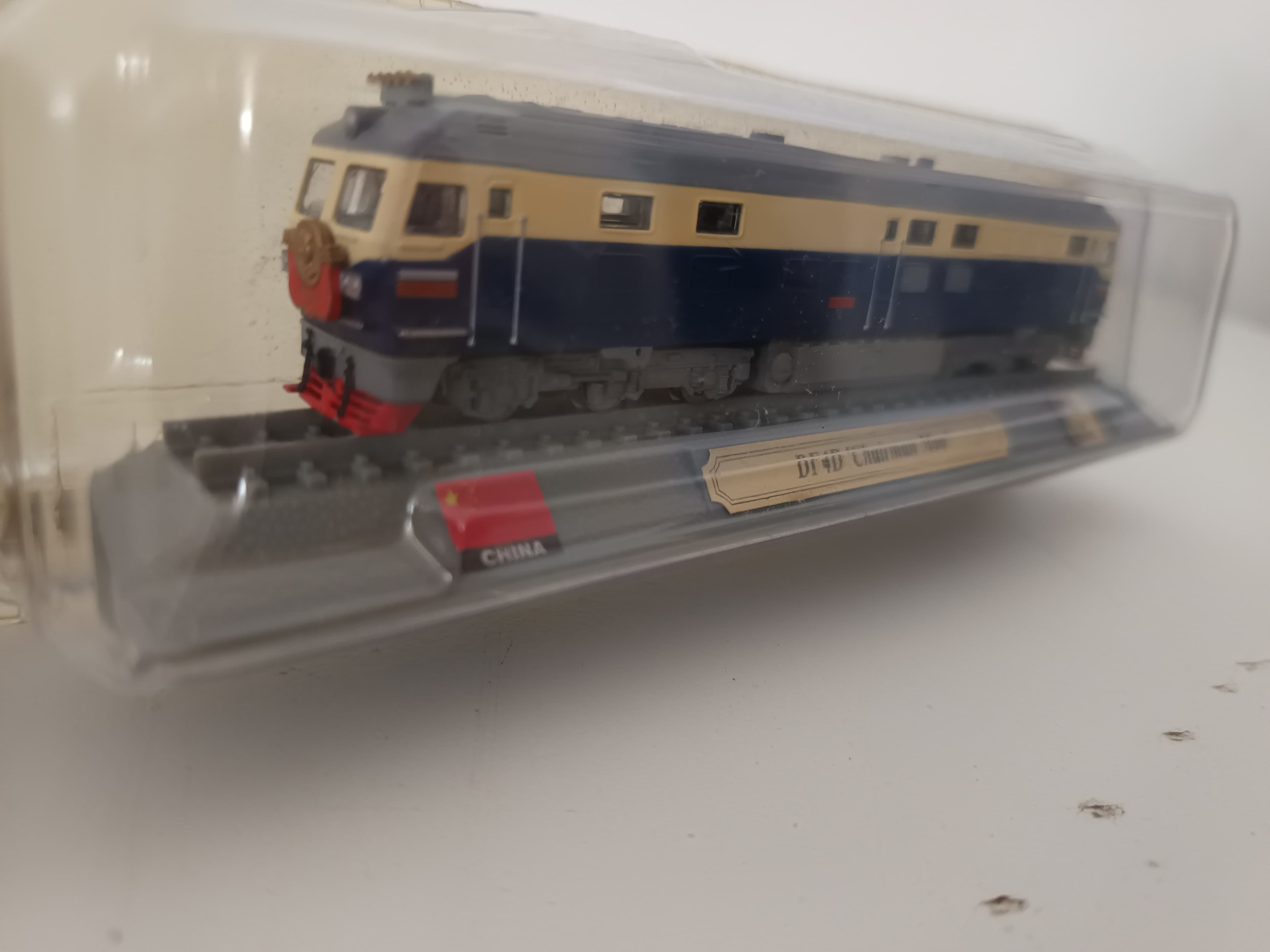 Miniatura Locomotiva Escala 1:160 — imagen 4