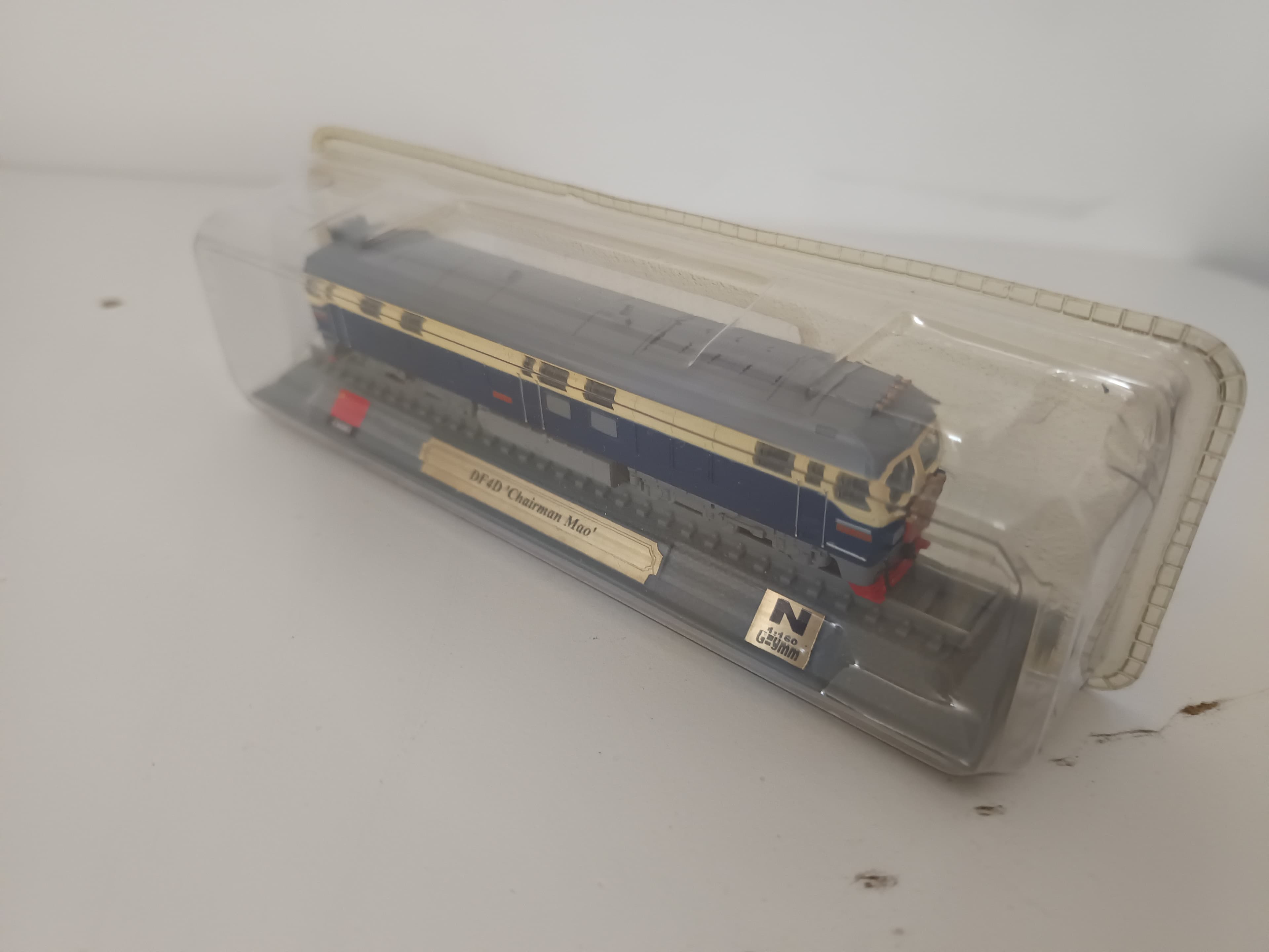 Miniatura Locomotiva Escala 1:160 — imagen 3