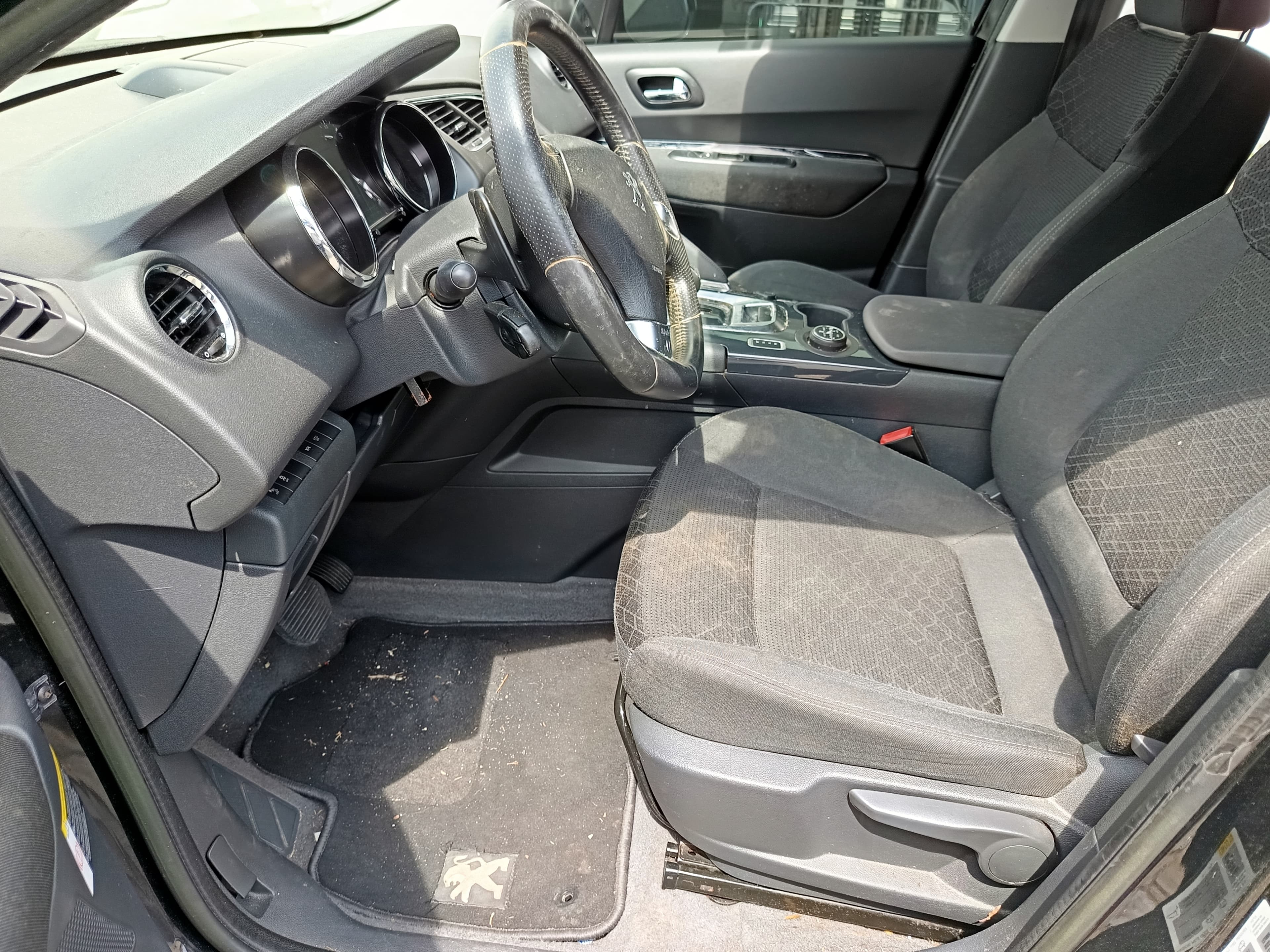 Peugeot 3008 · Ano 2014 — imagem 35