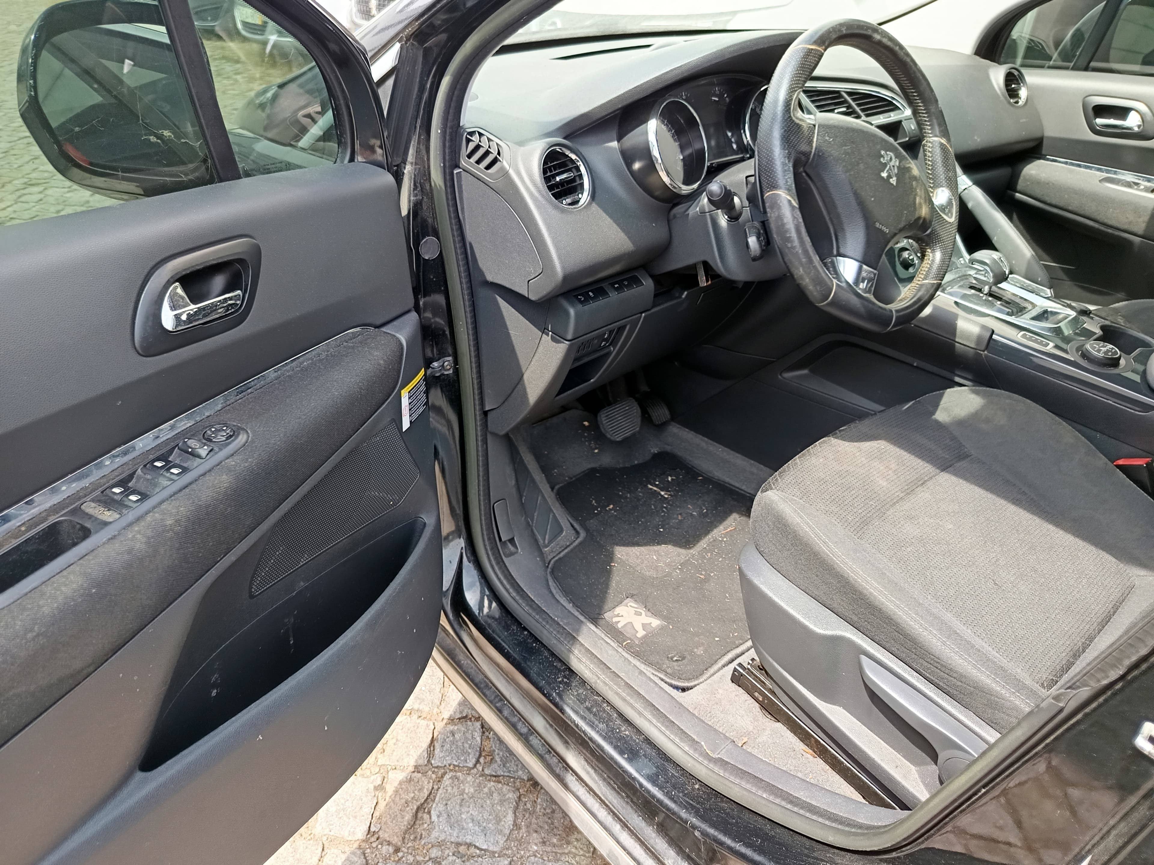 Peugeot 3008 · Ano 2014 — imagem 33