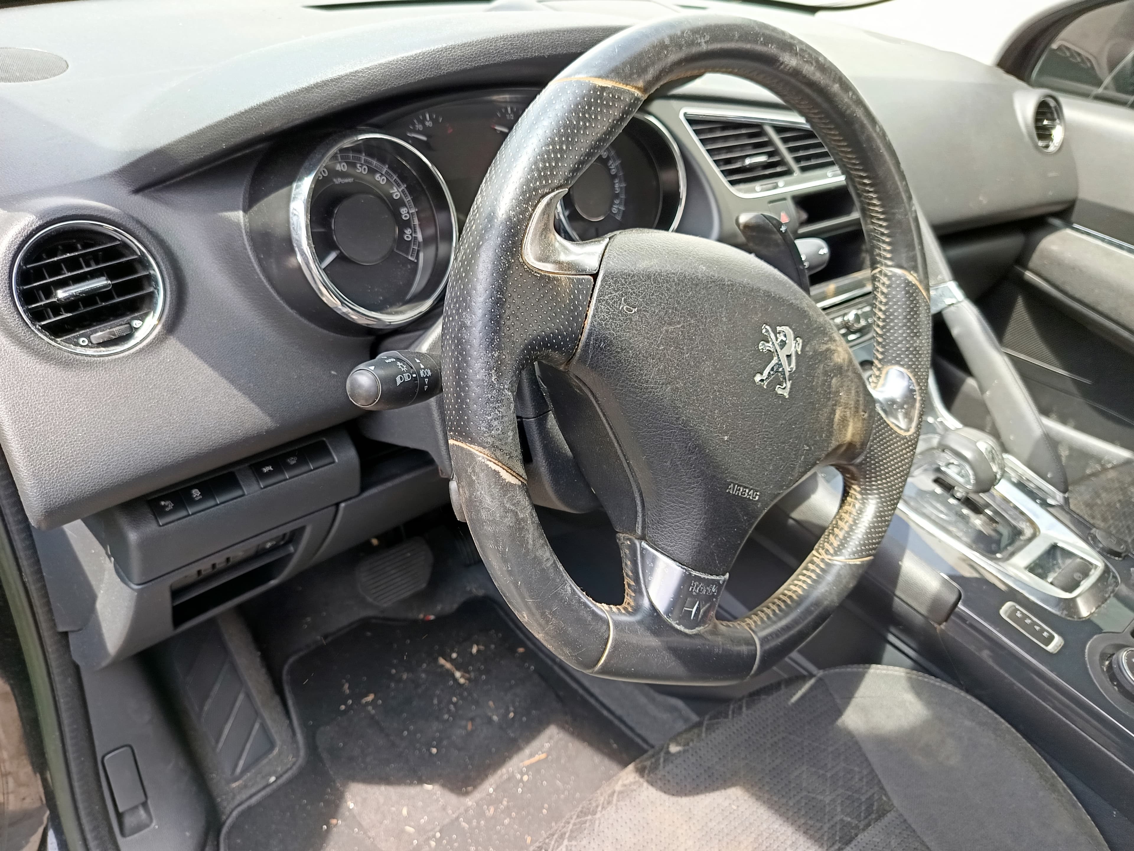 Peugeot 3008 · Ano 2014 — imagem 37