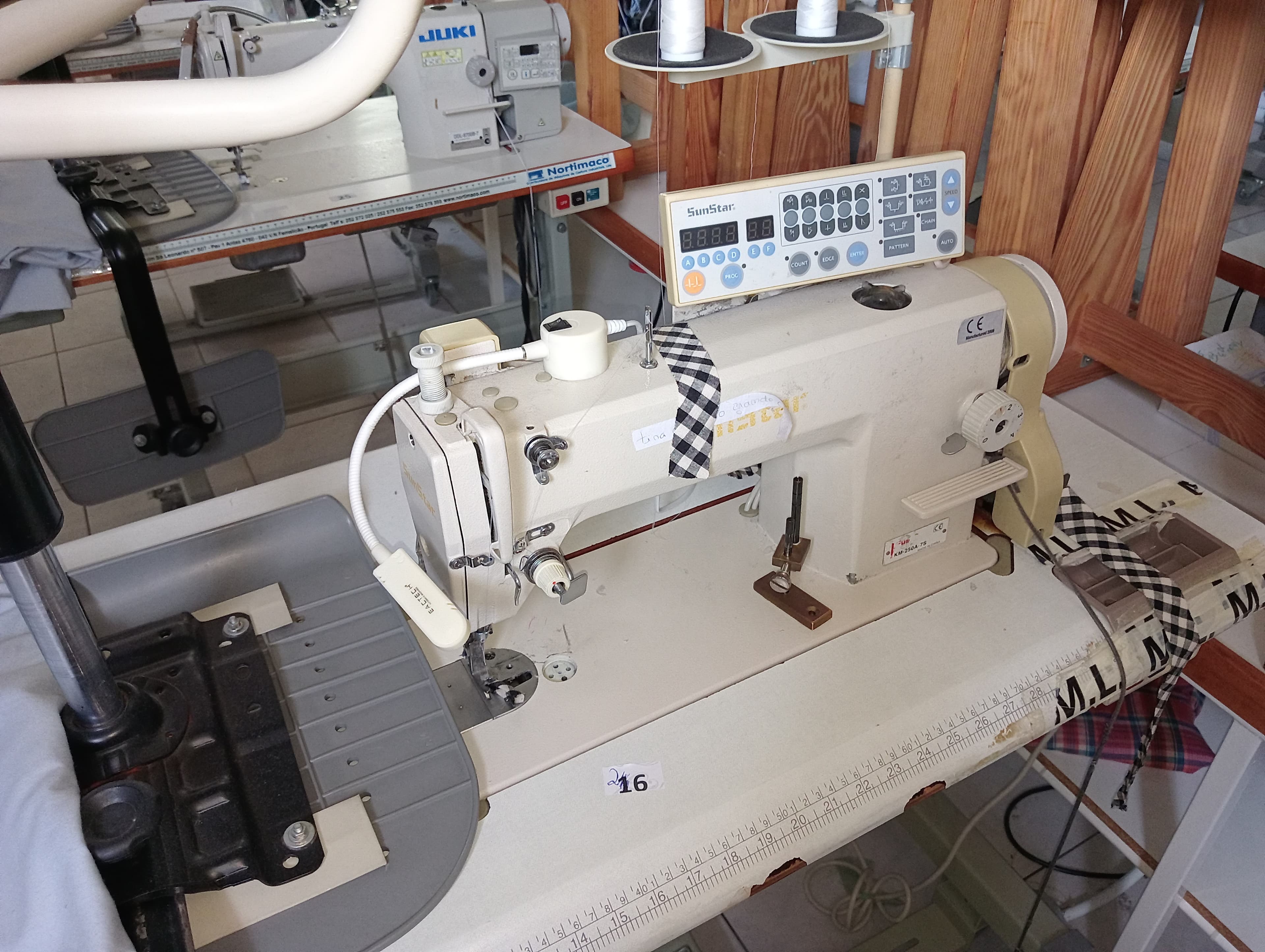 Machines à coudre — image 11