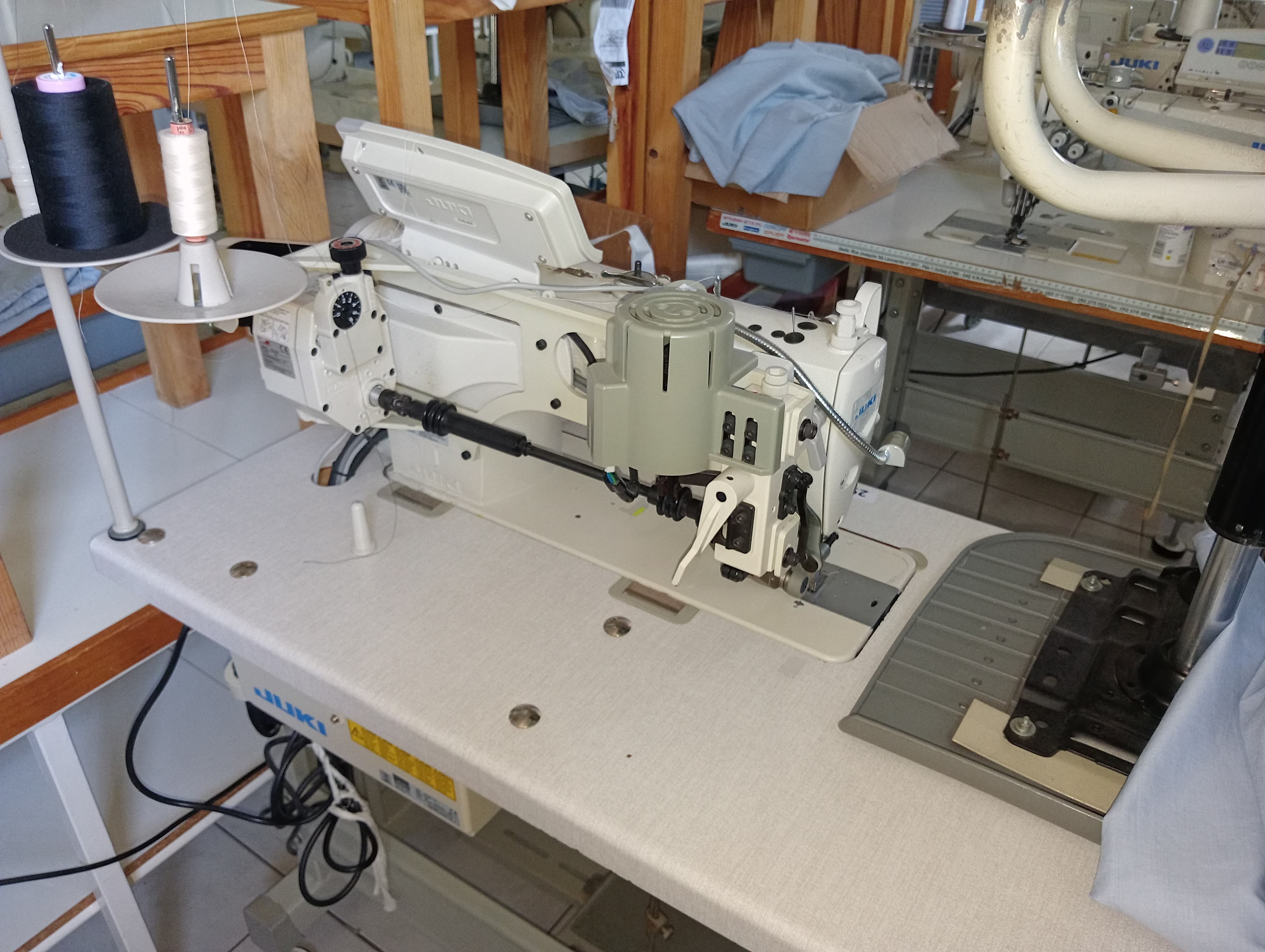 Machines à coudre — image 17