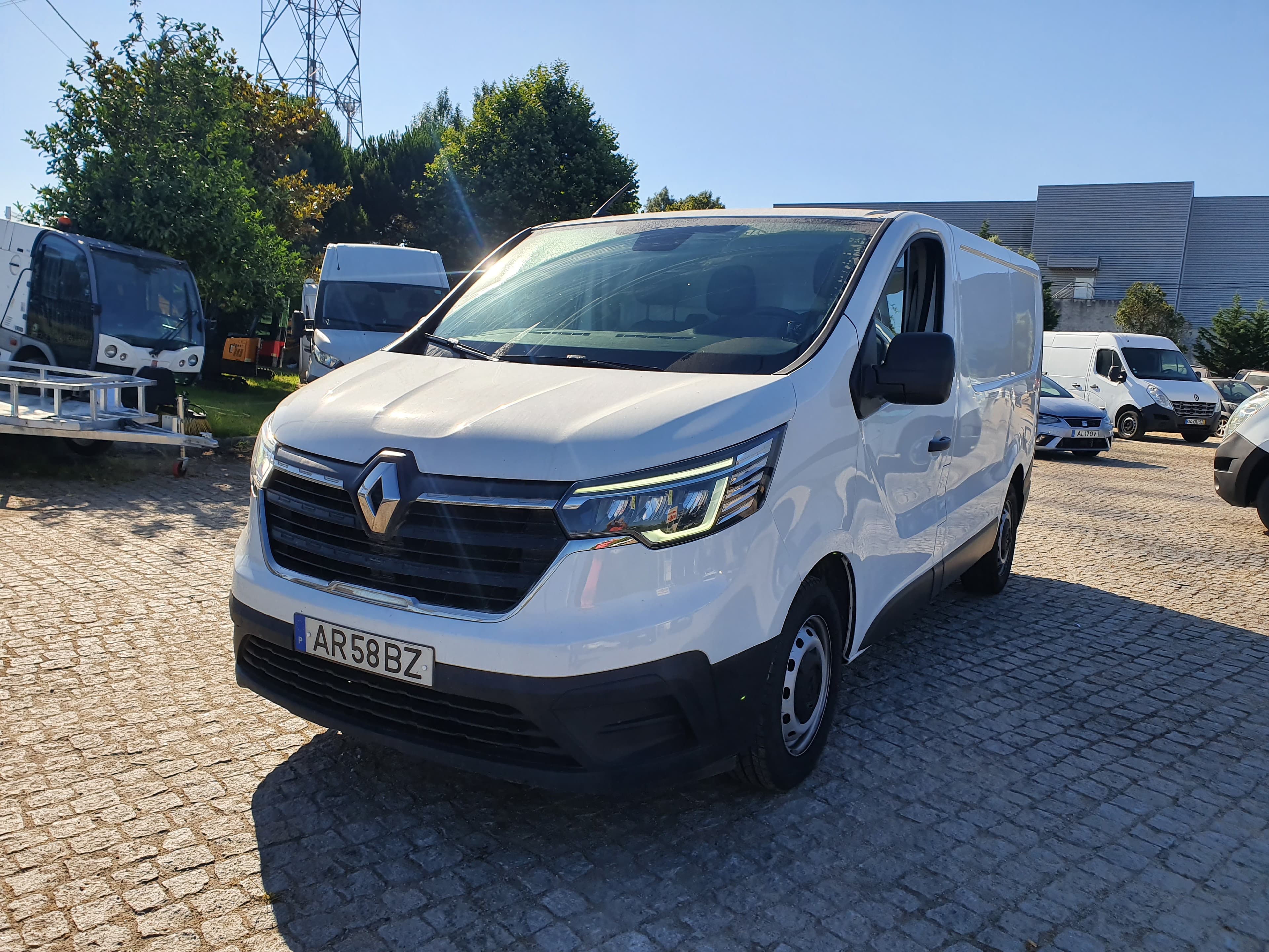 Renault Trafic · Ano 2022 — imagem 1