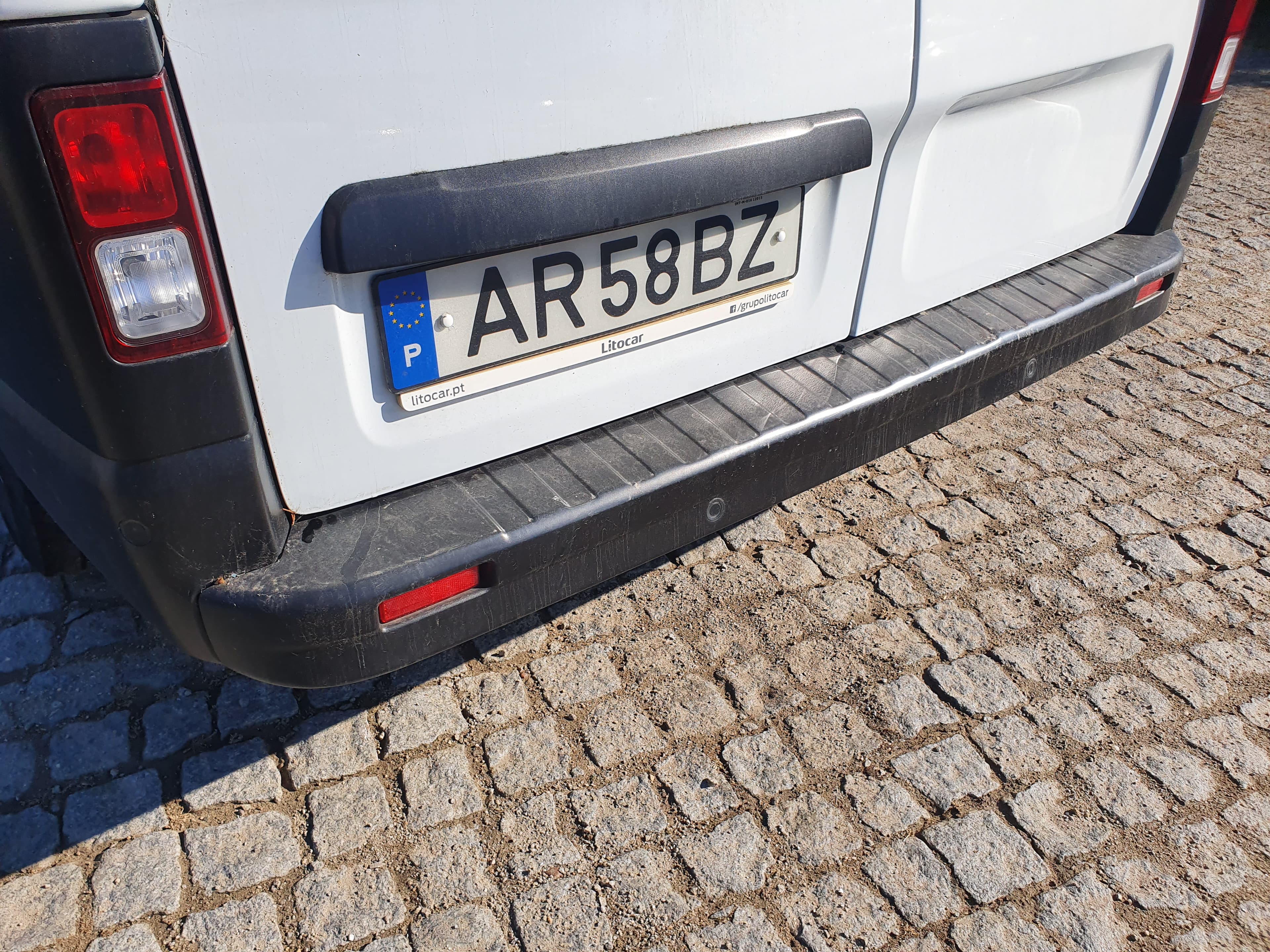 Renault Trafic · Ano 2022 — imagem 9