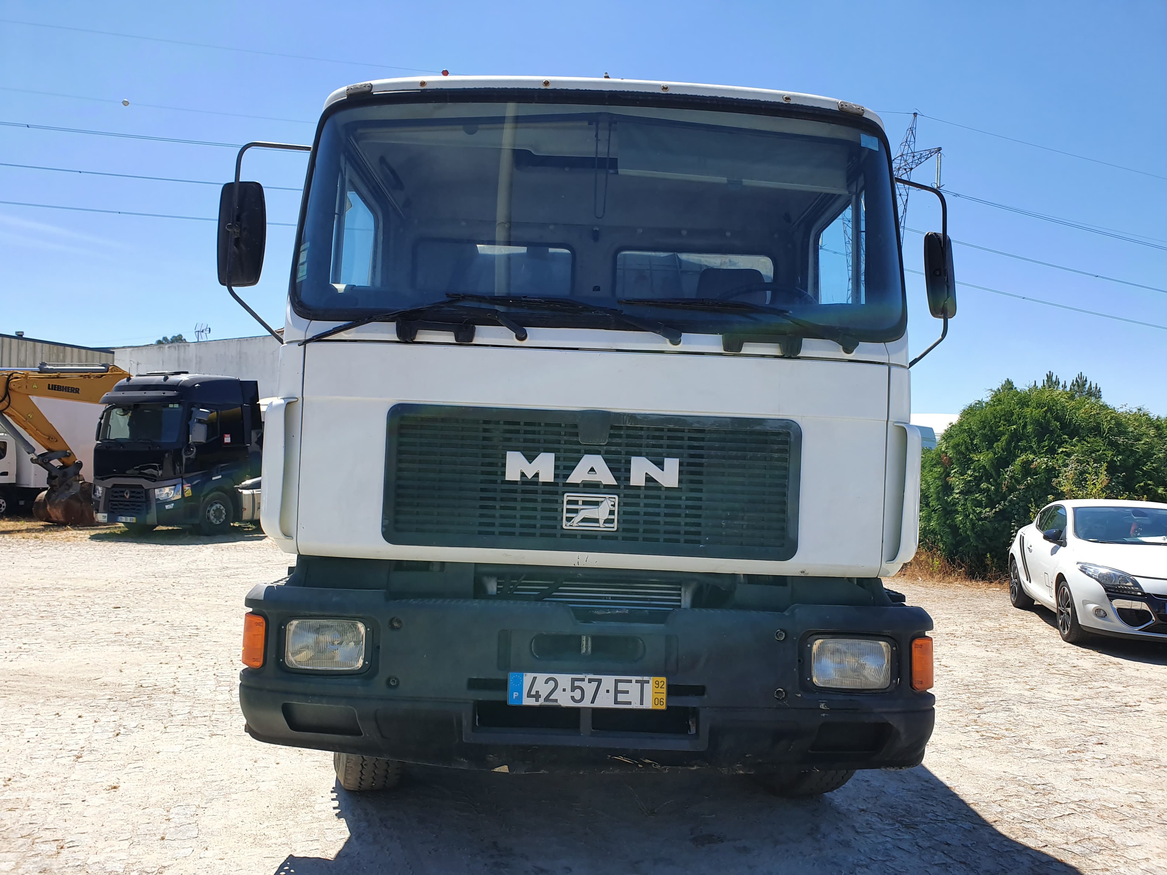 MAN 19215 · Ano 1992 — imagen 2