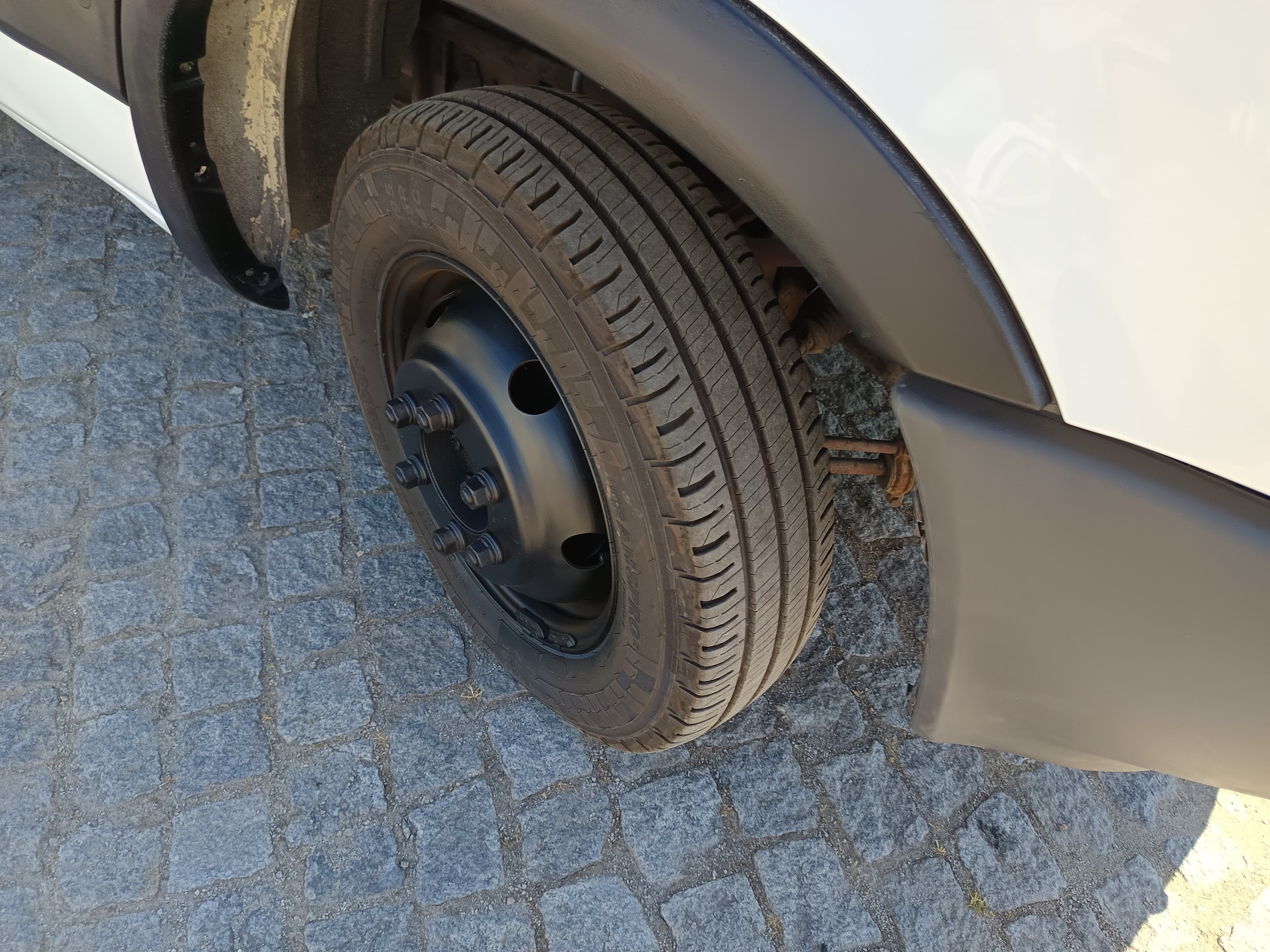 Iveco 31 C11D · Ano 2000 — imagem 7