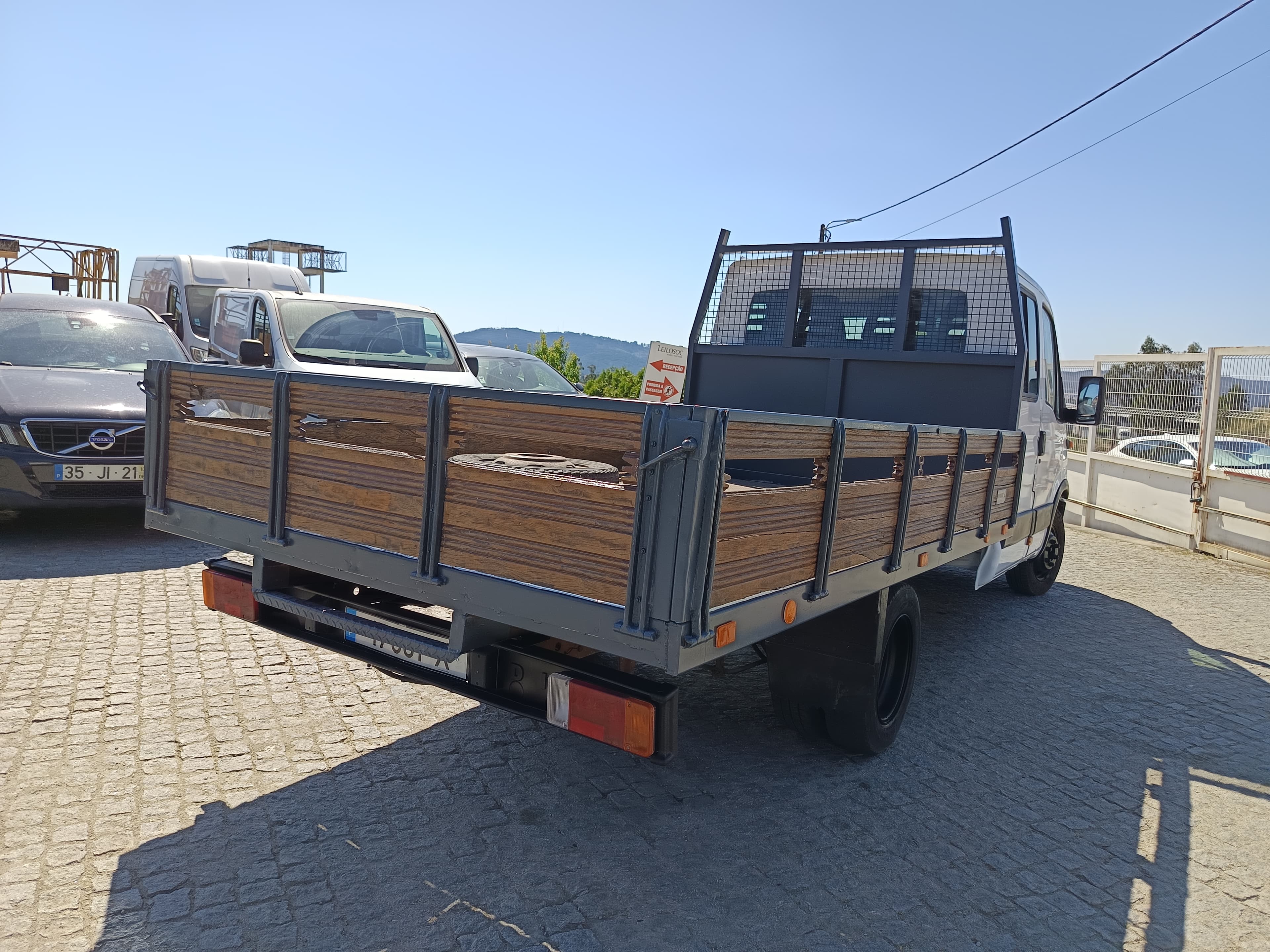 Iveco 31 C11D · Ano 2000 — imagem 4