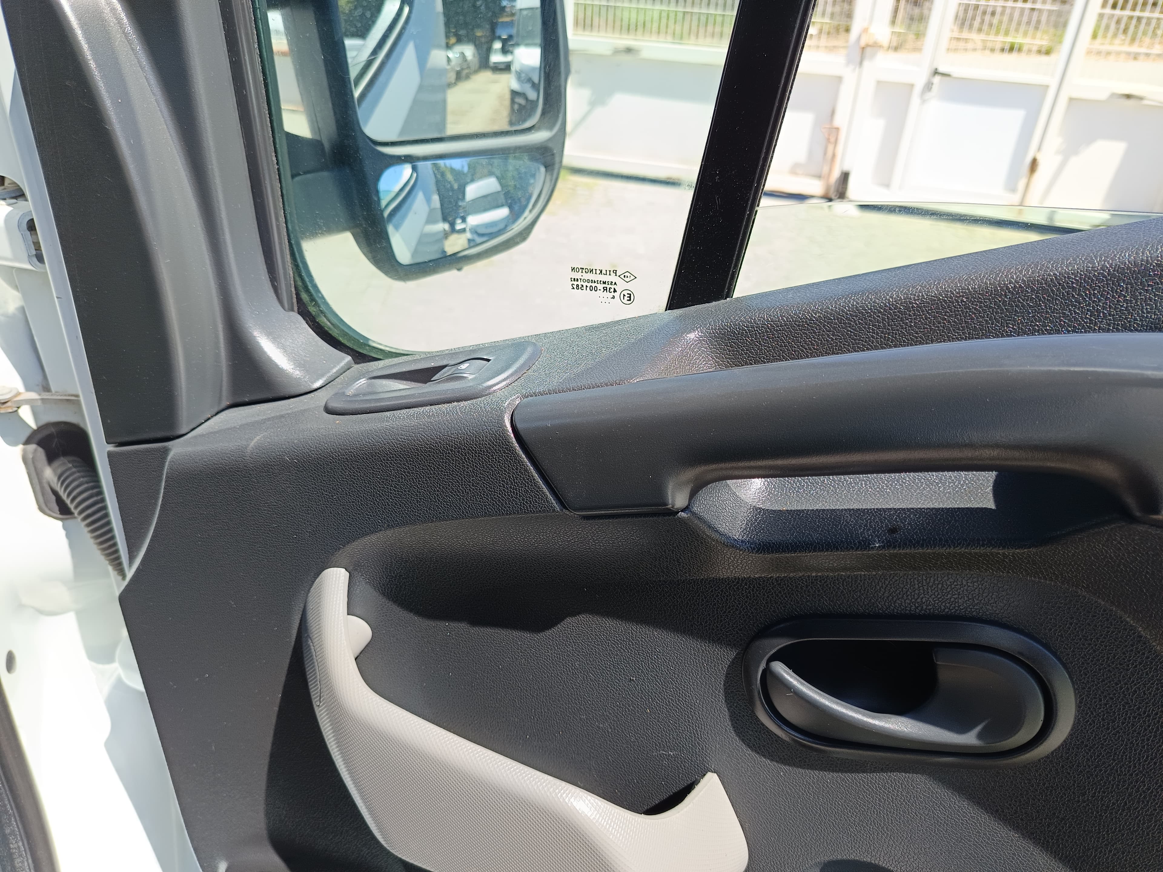 Renault Master · Ano 2016 — imagen 25