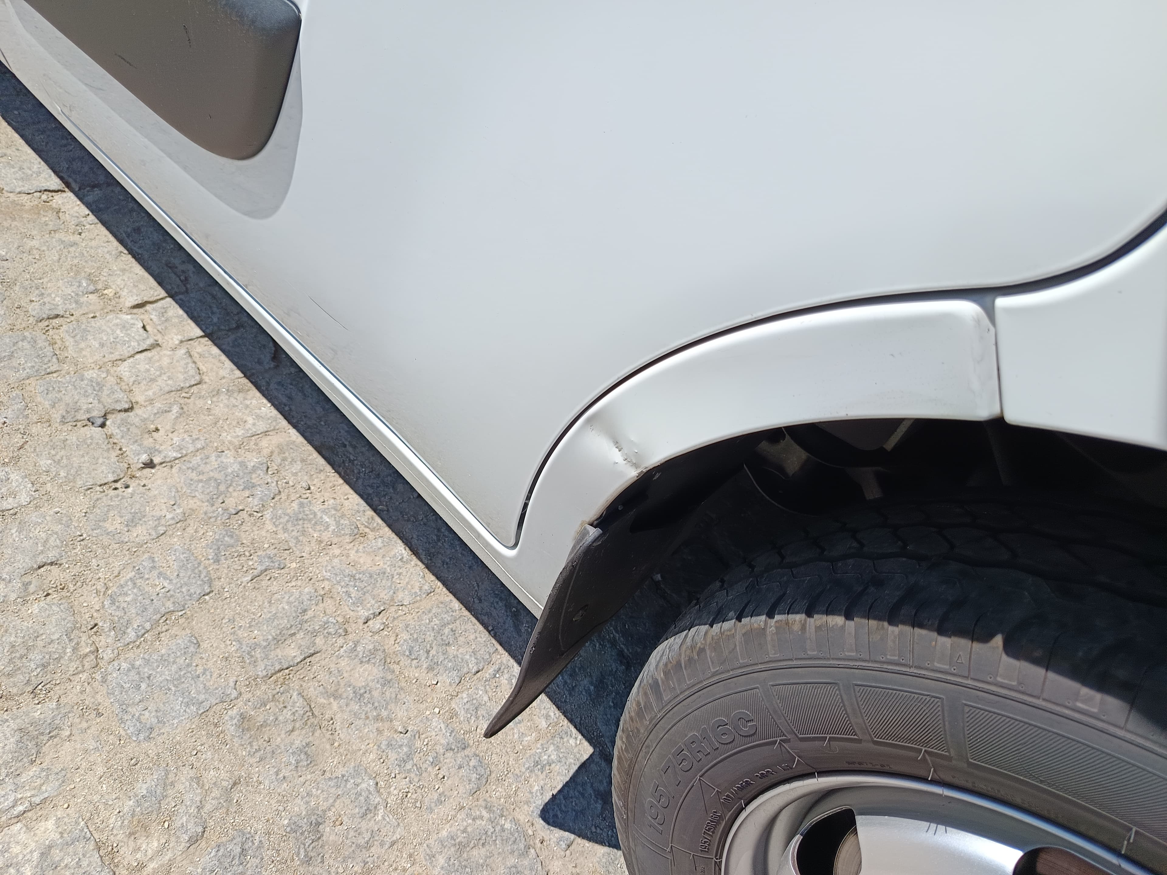 Renault Master · Ano 2016 — imagen 8