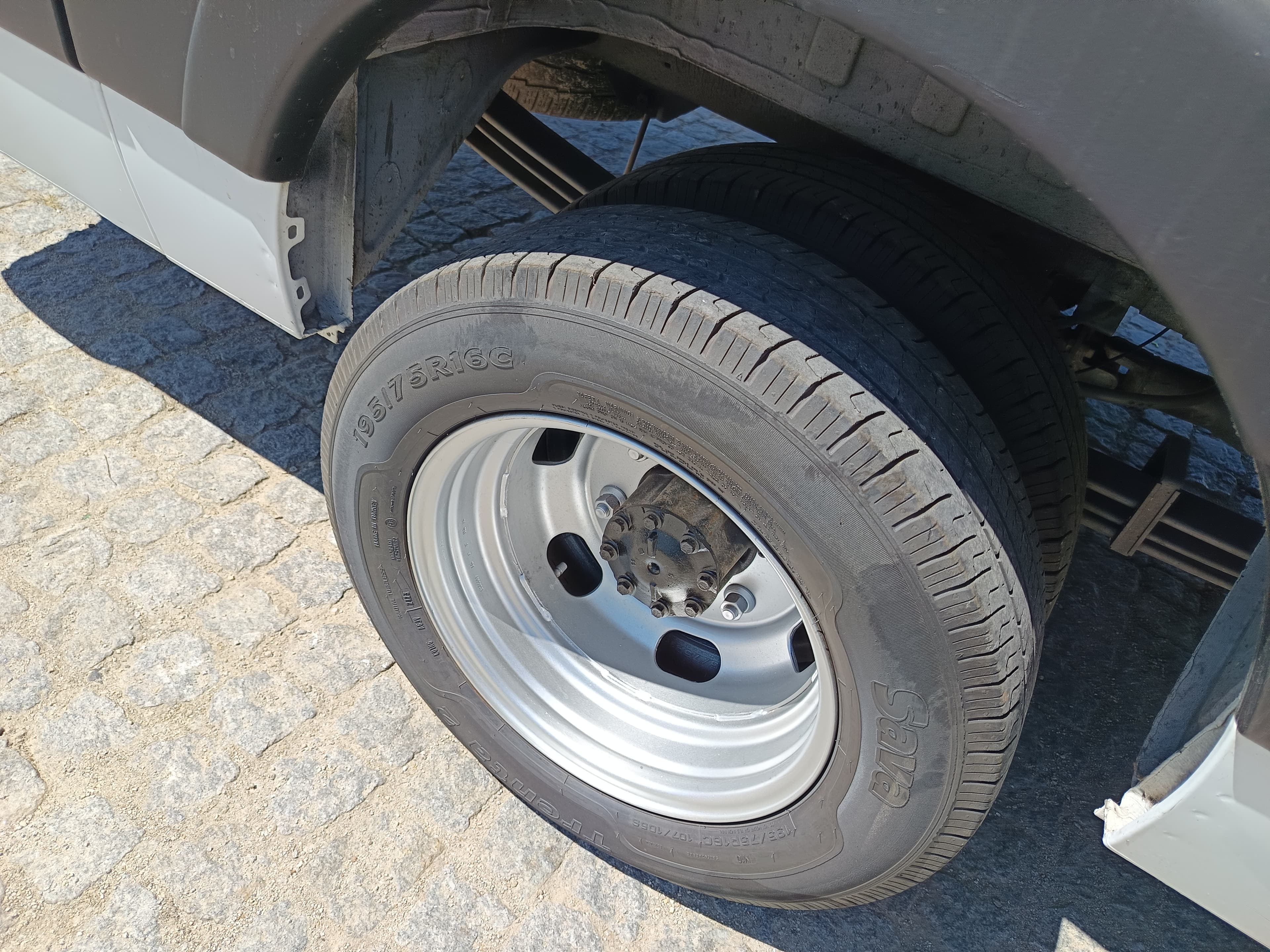 Renault Master · Ano 2016 — imagen 9