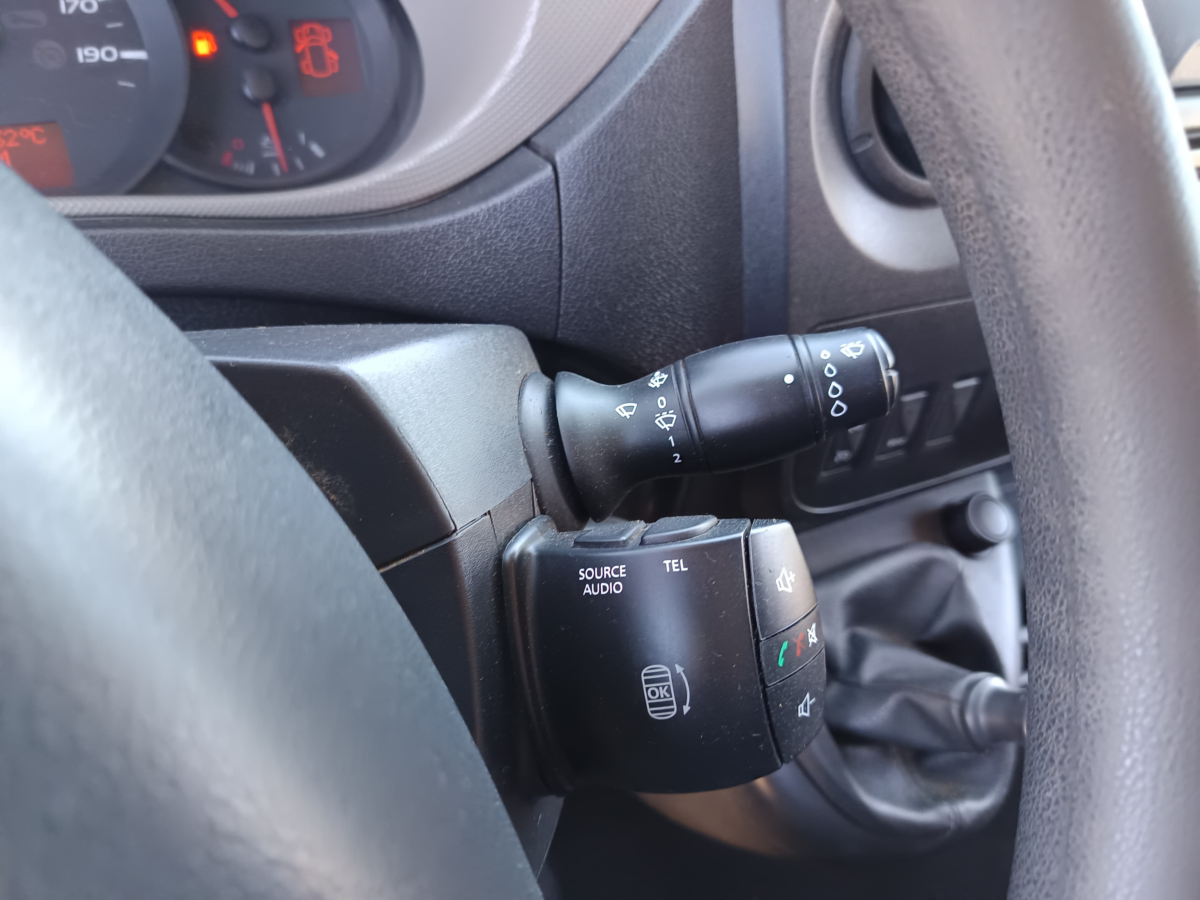 Renault Master · Ano 2016 — imagen 37