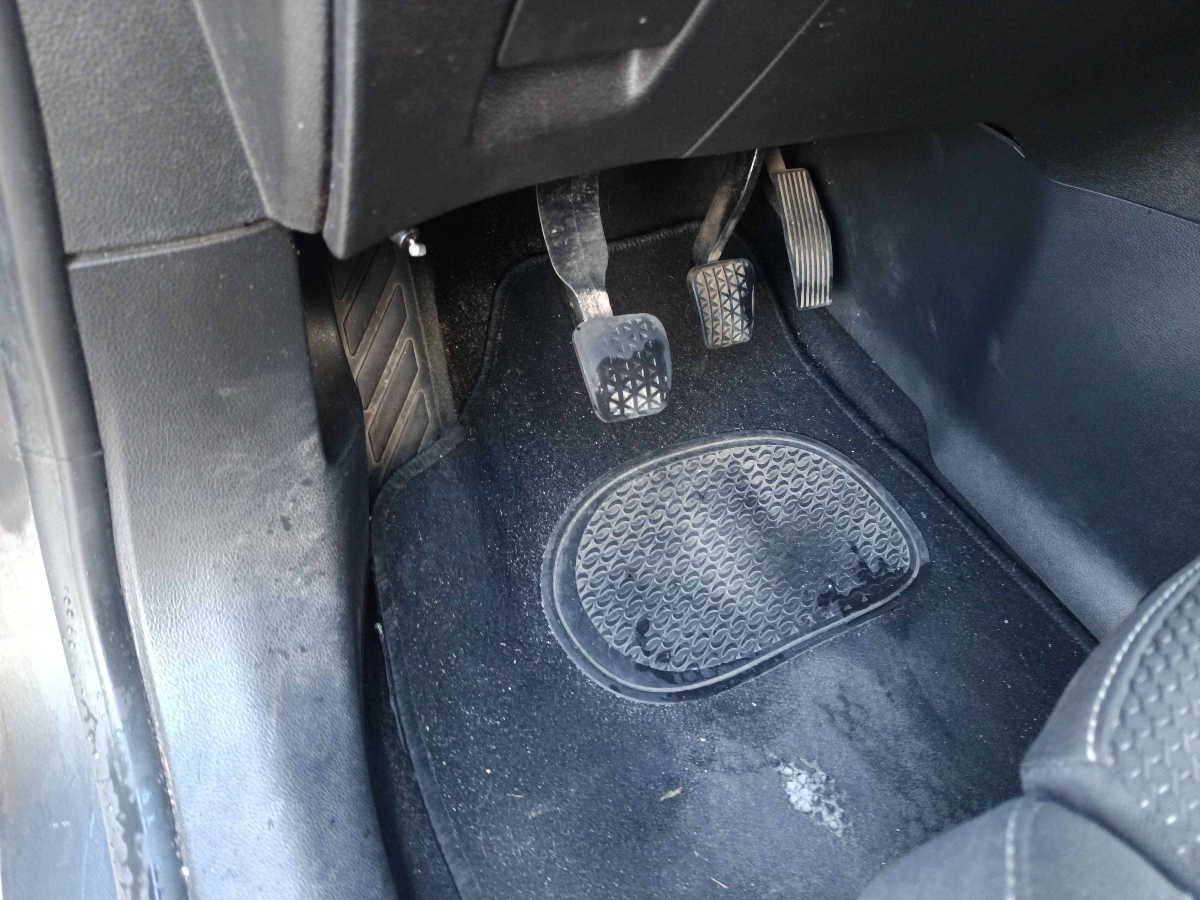 Opel Zafira · Ano 2012 — image 36