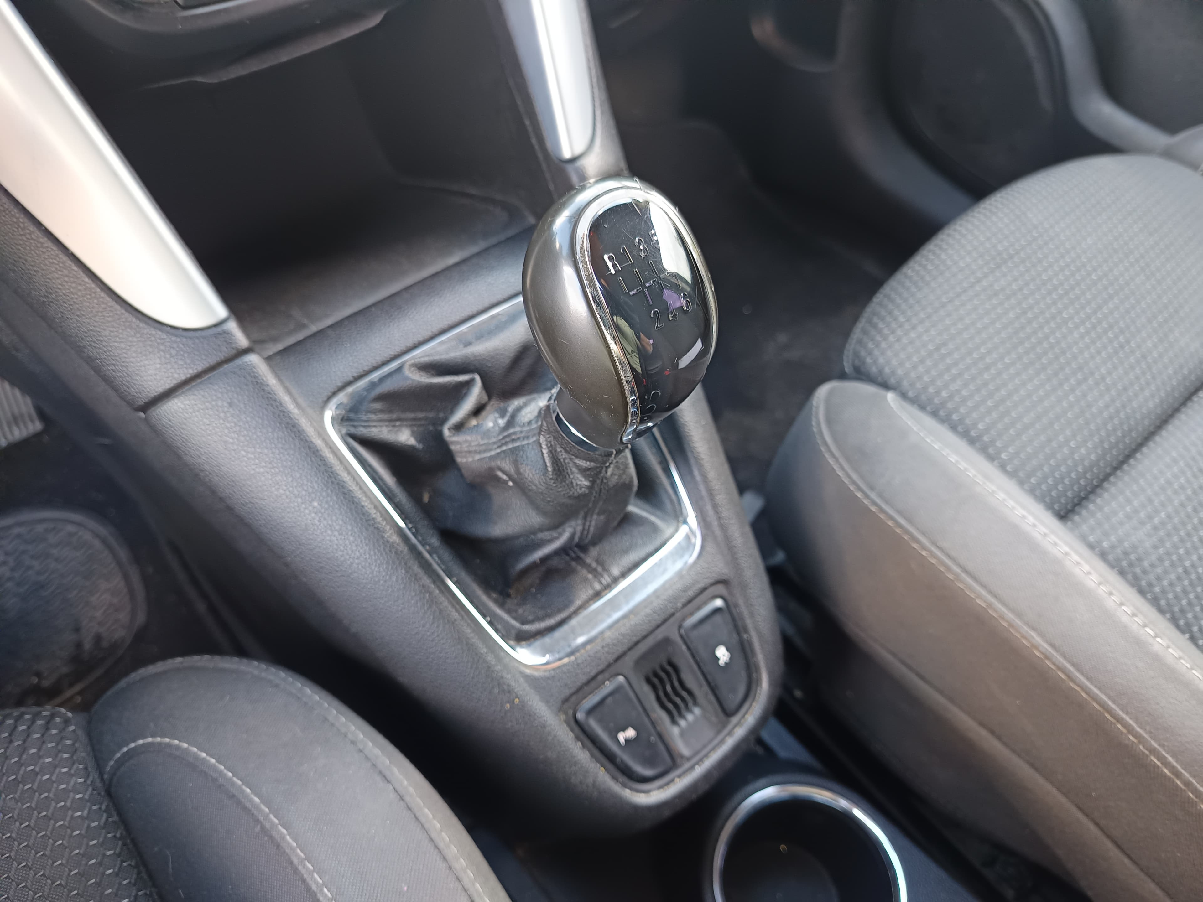 Opel Zafira · Ano 2012 — image 41