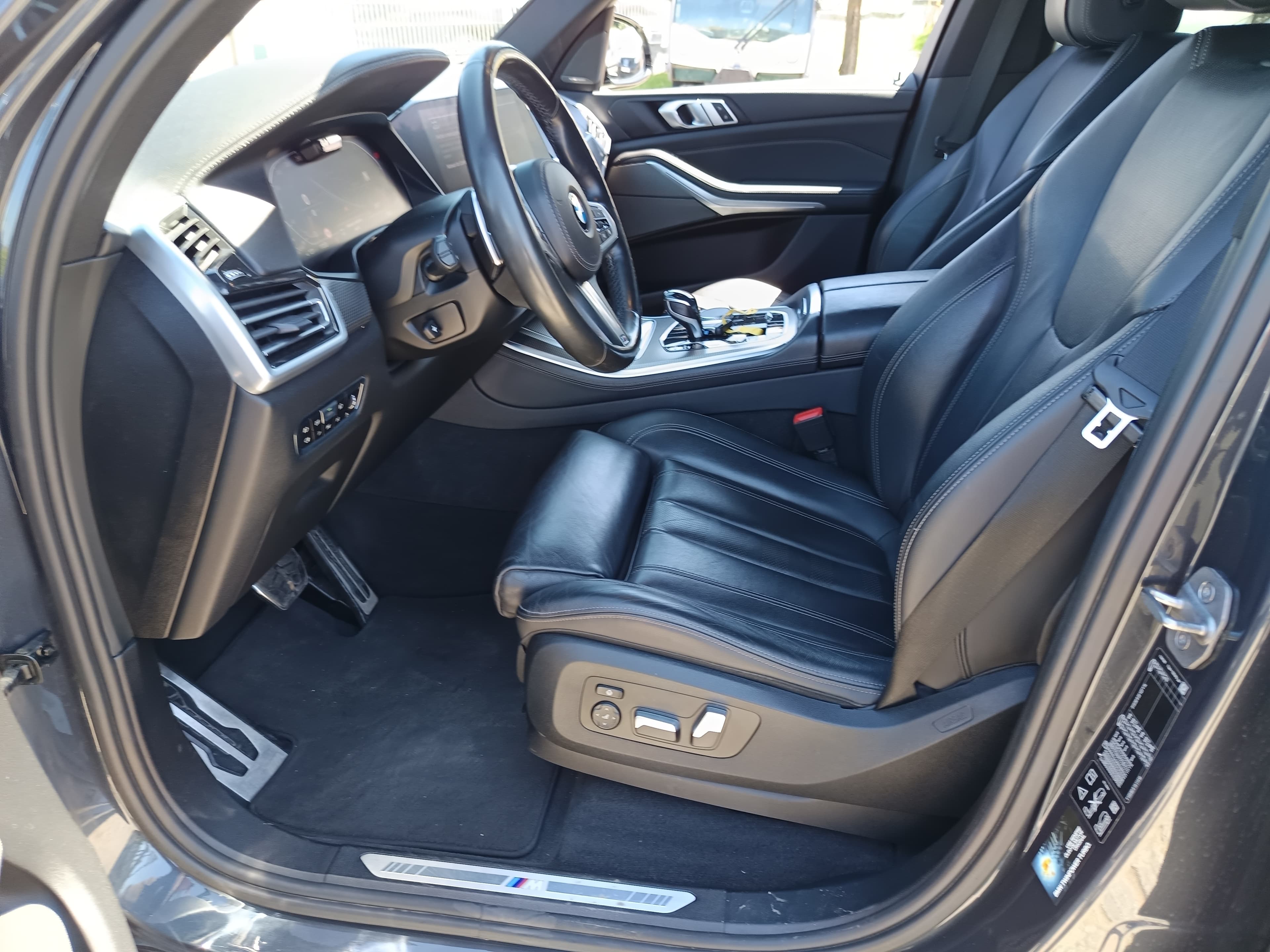 BMW X5 · Ano 2019 — imagem 33