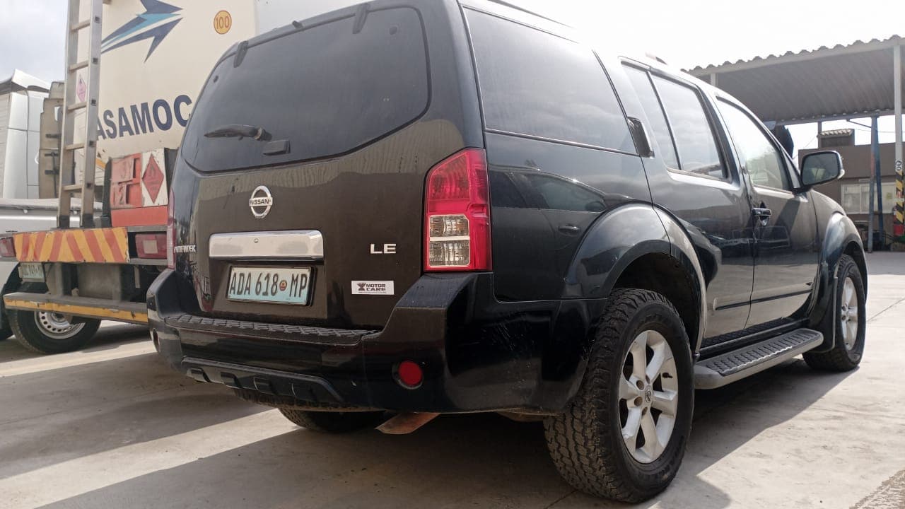 Nissan Pathfinder — image 10