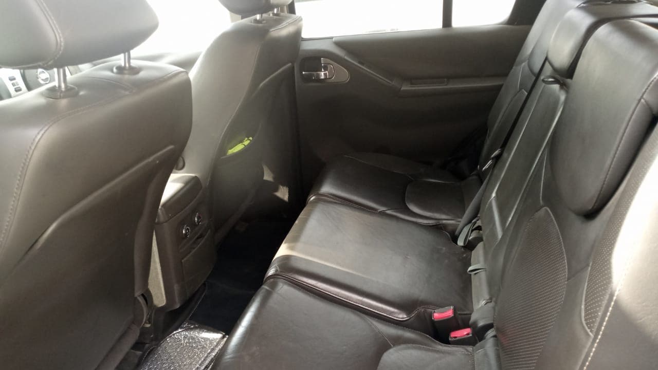Nissan Pathfinder — image 7