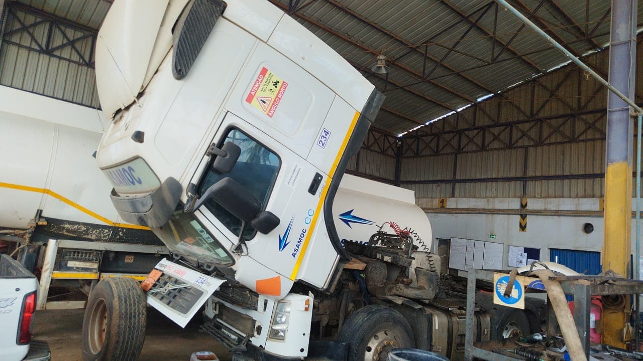 Camião Volvo FM 12 420 CV — image 7