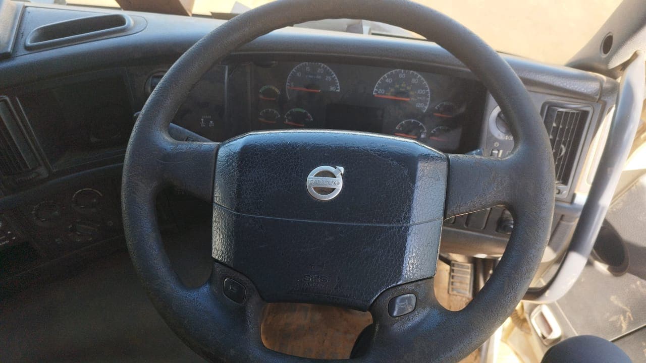 Camião Volvo FM 12 440CV — image 9