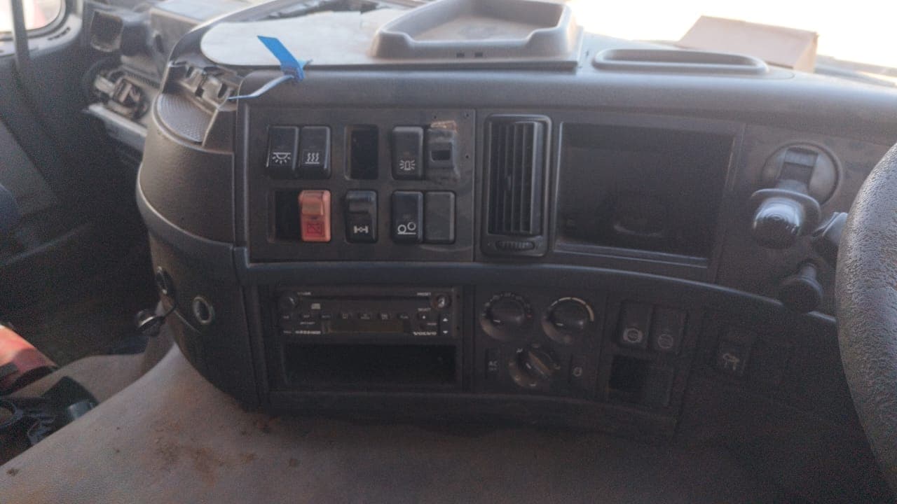 Camião Volvo FM 12 440CV — image 12