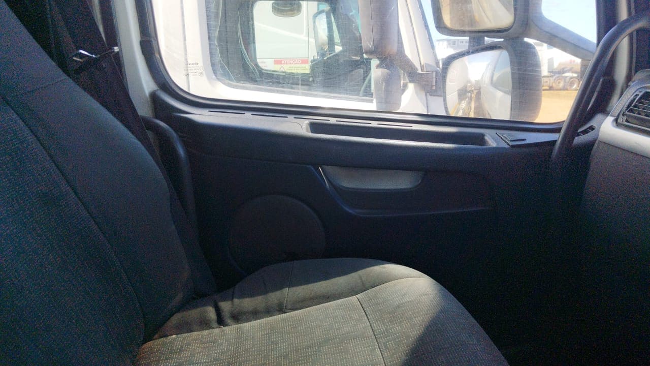 Camião Volvo FM 12 440 CV — imagem 4