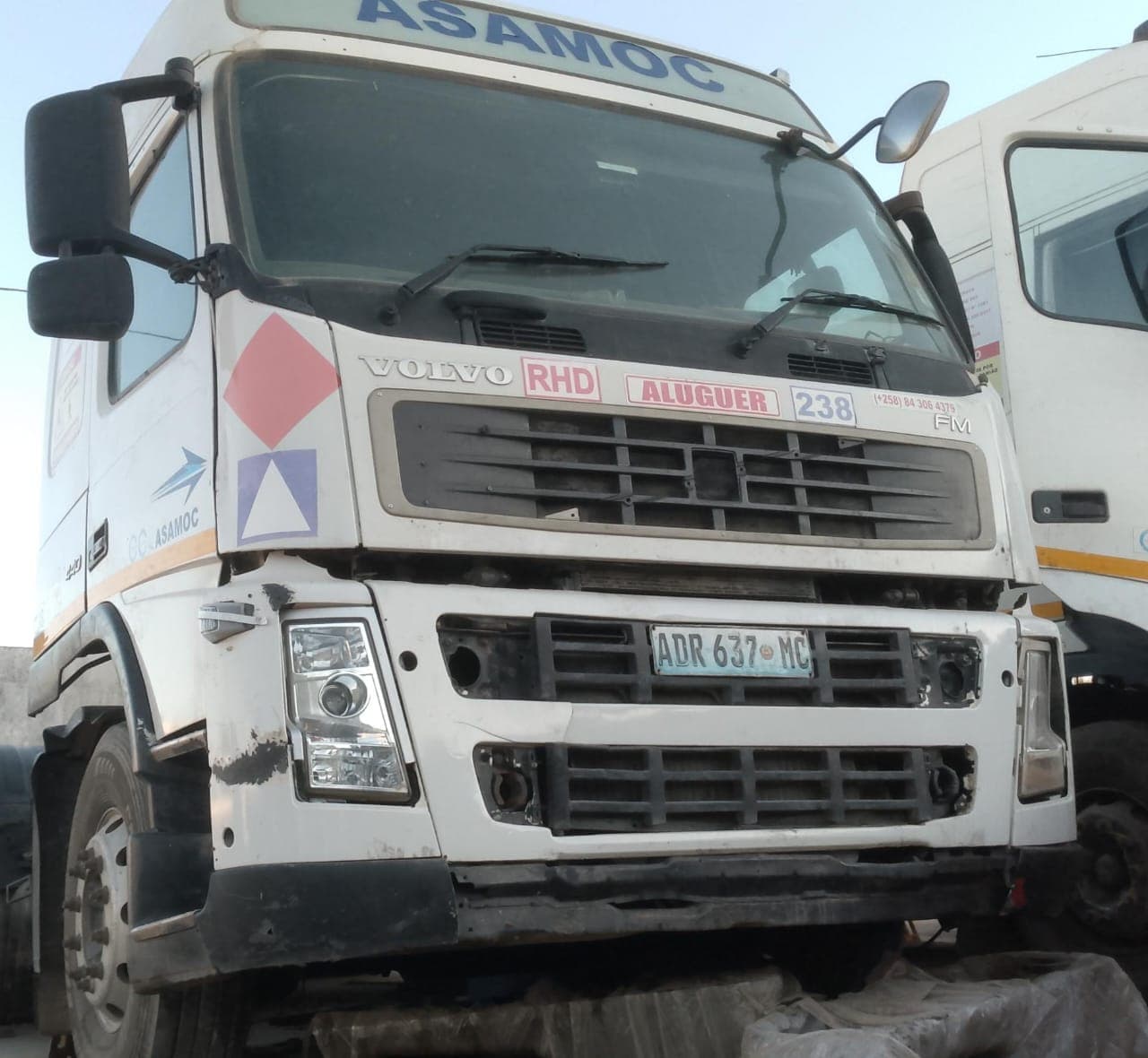Camião Volvo FM 440