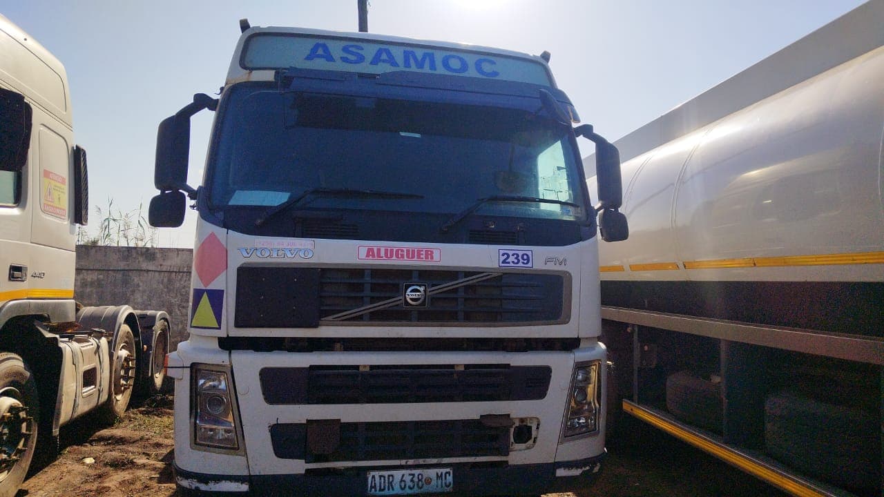 Camião Volvo FM 12 440 CV — imagen 32