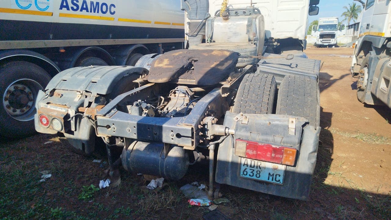 Camião Volvo FM 12 440 CV — imagen 27