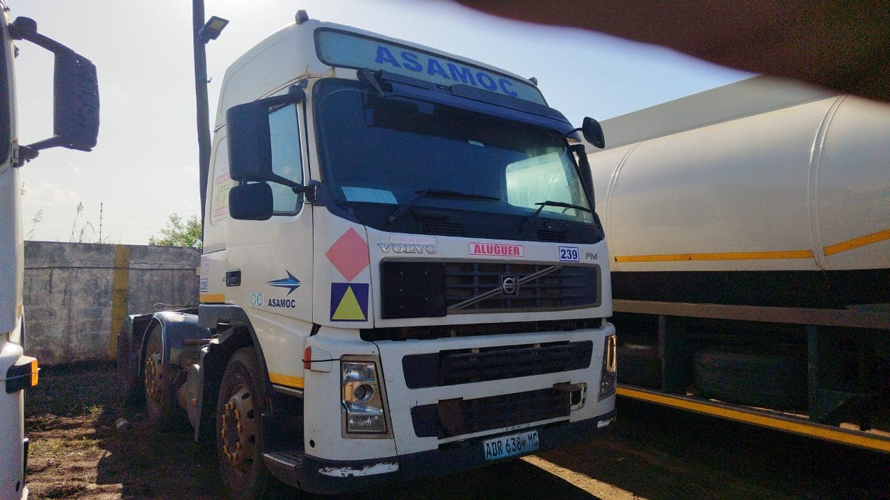 Camião Volvo FM 12 440 CV