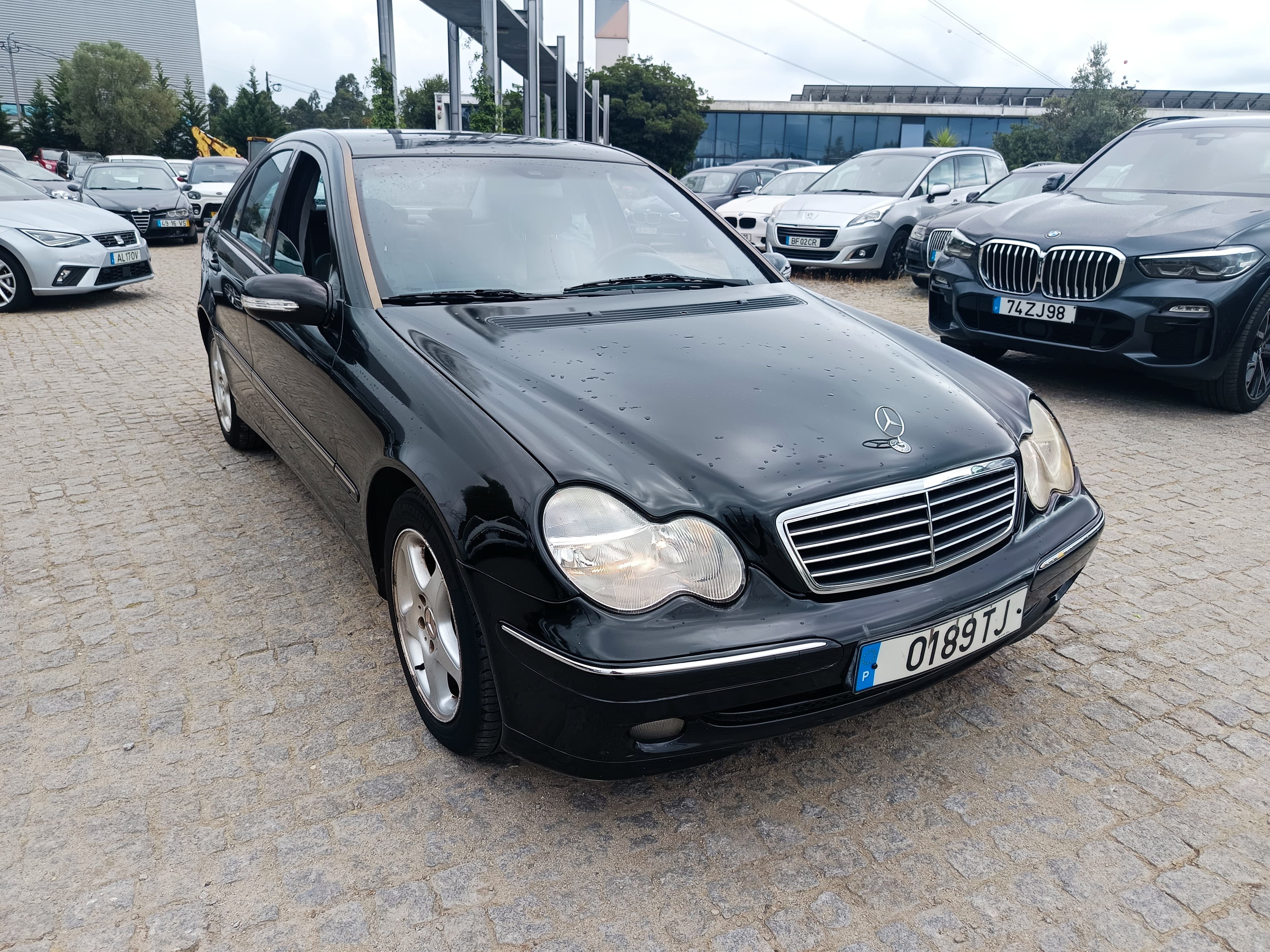 Mercedes-Benz C220 CDI · Ano 2002 — image 3