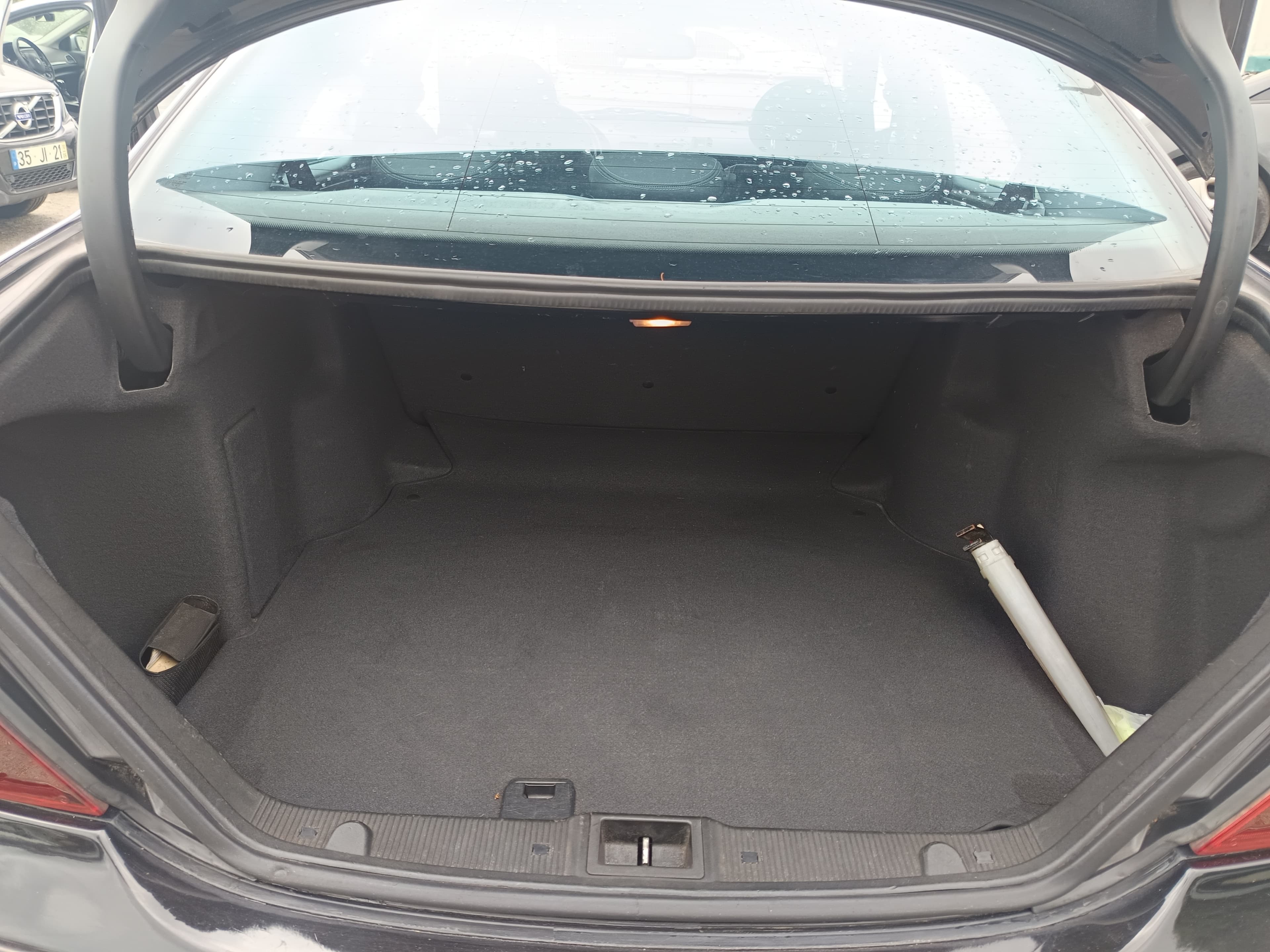 Mercedes-Benz C220 CDI · Ano 2002 — image 20