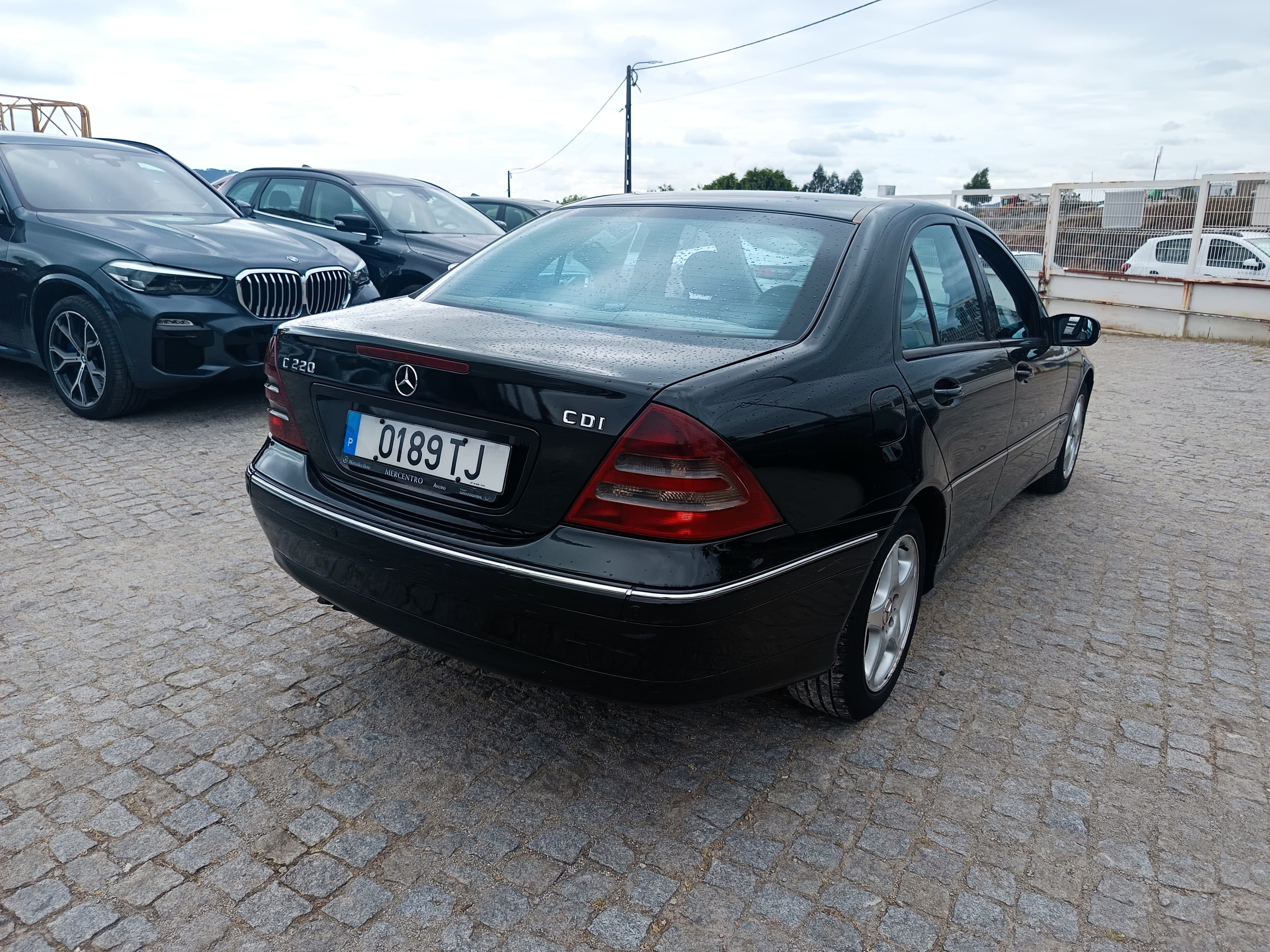 Mercedes-Benz C220 CDI · Ano 2002 — image 4