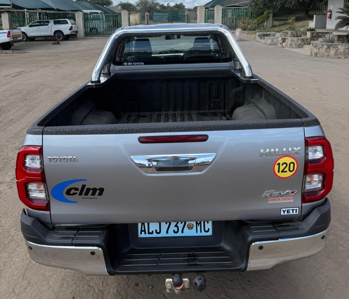 Toyota Hilux - Moatize — image 4
