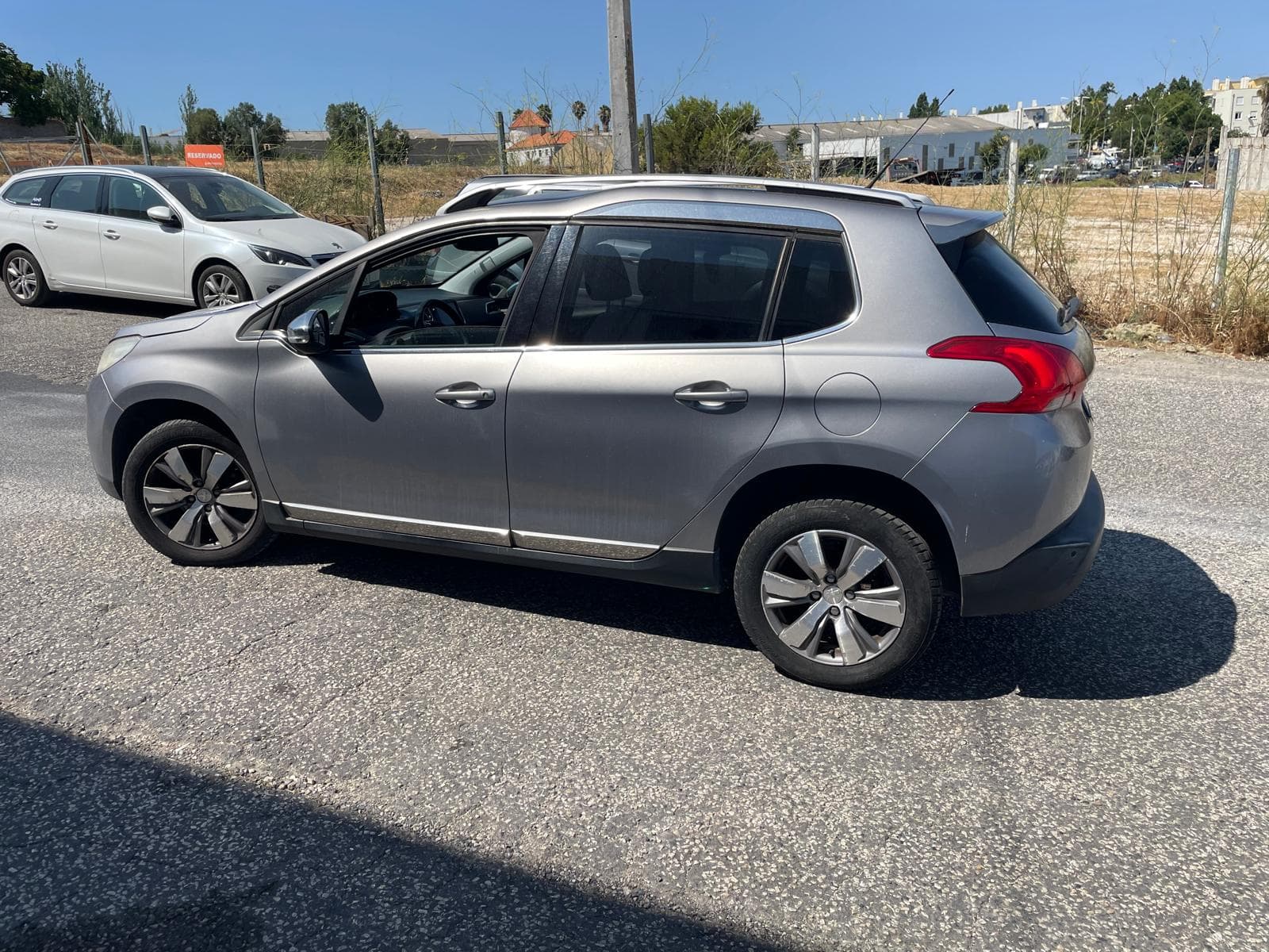 Peugeot 2008 1.6HDI · Ano 2015 — imagem 6