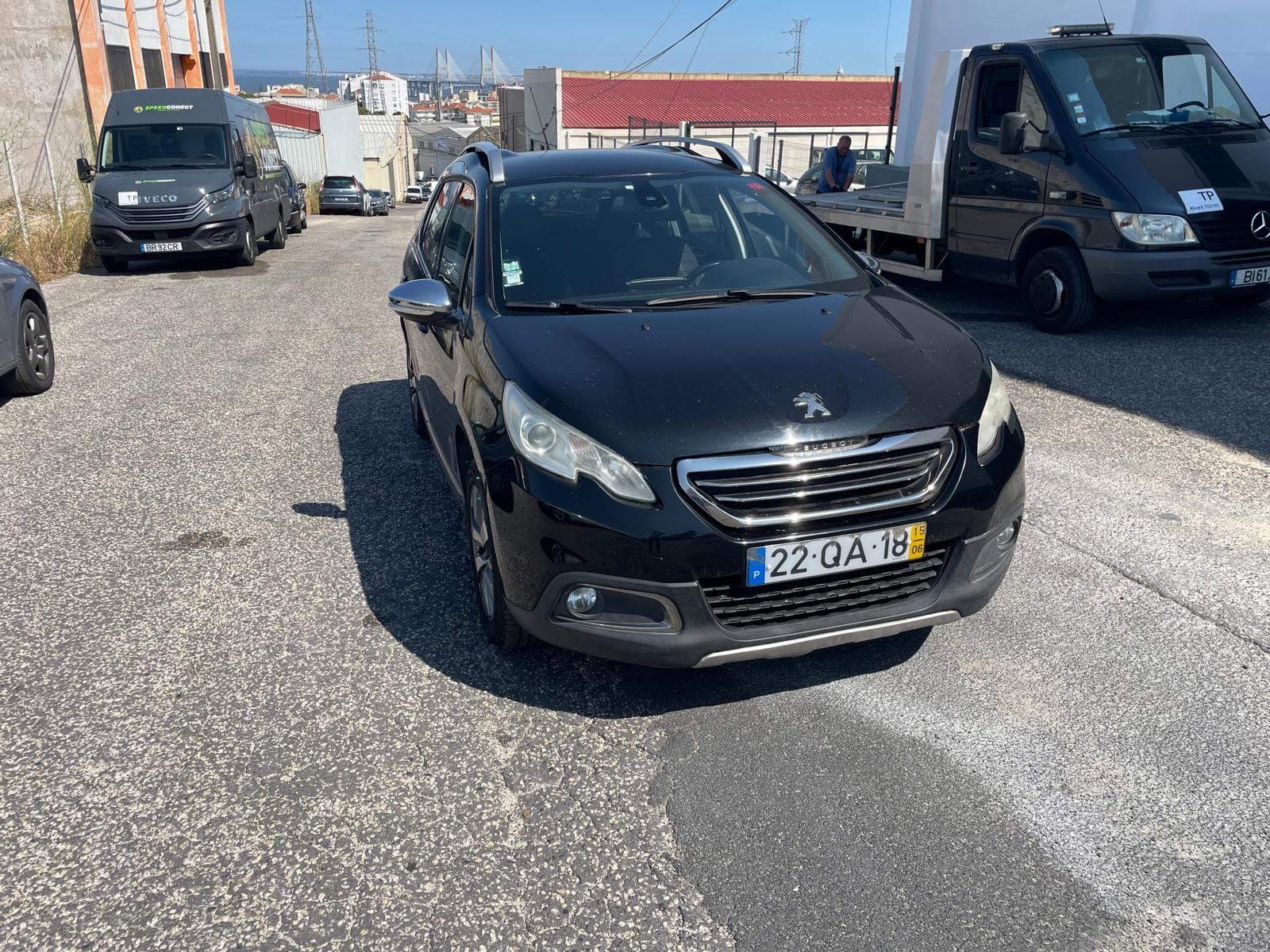 Peugeot 2008 1.6HDI · Ano 2015 — image 4