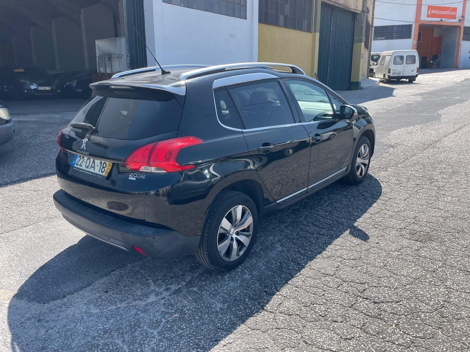 Peugeot 2008 1.6HDI · Ano 2015 — image 5