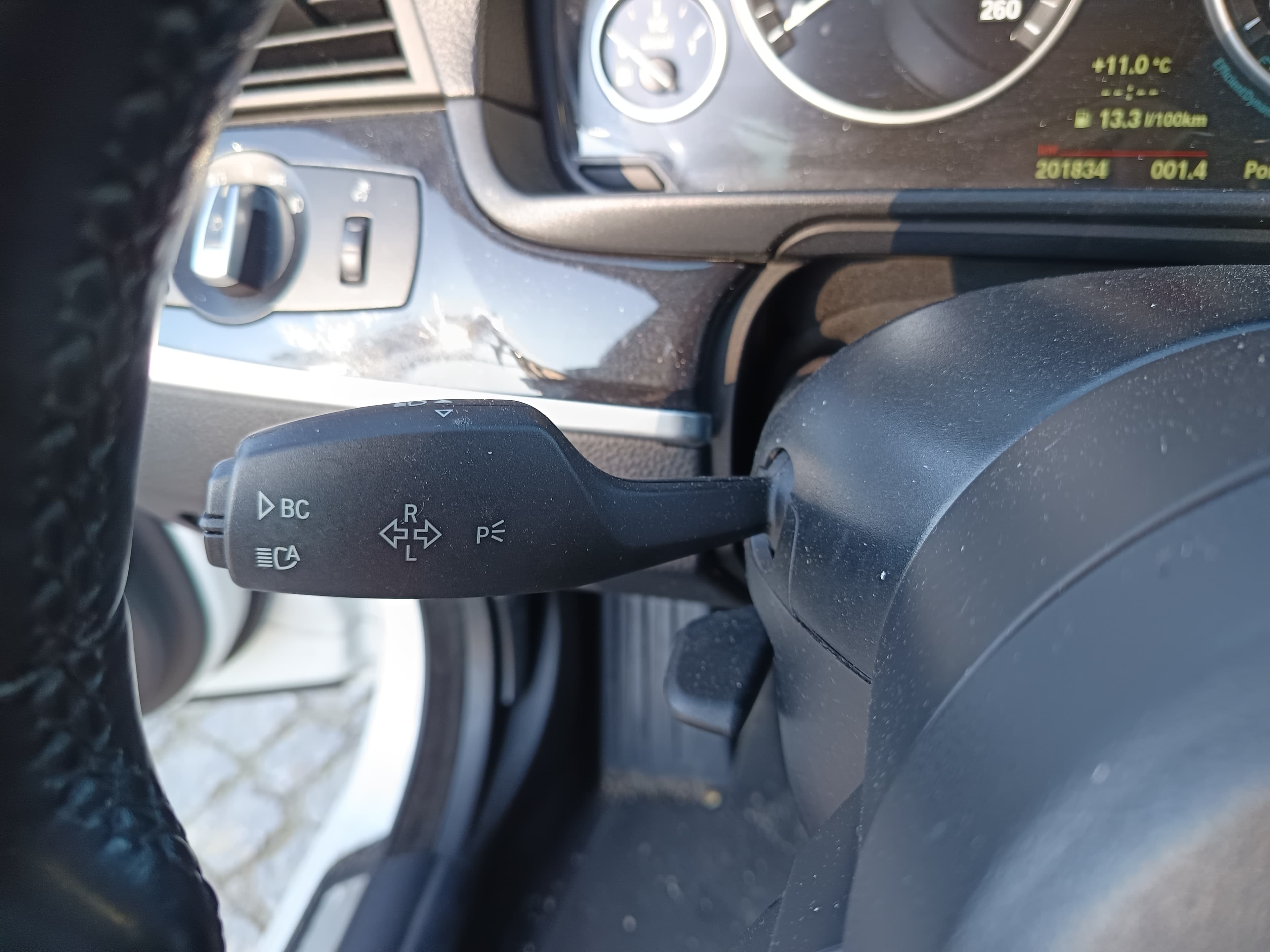 BMW 520D · Ano 2014 — image 48