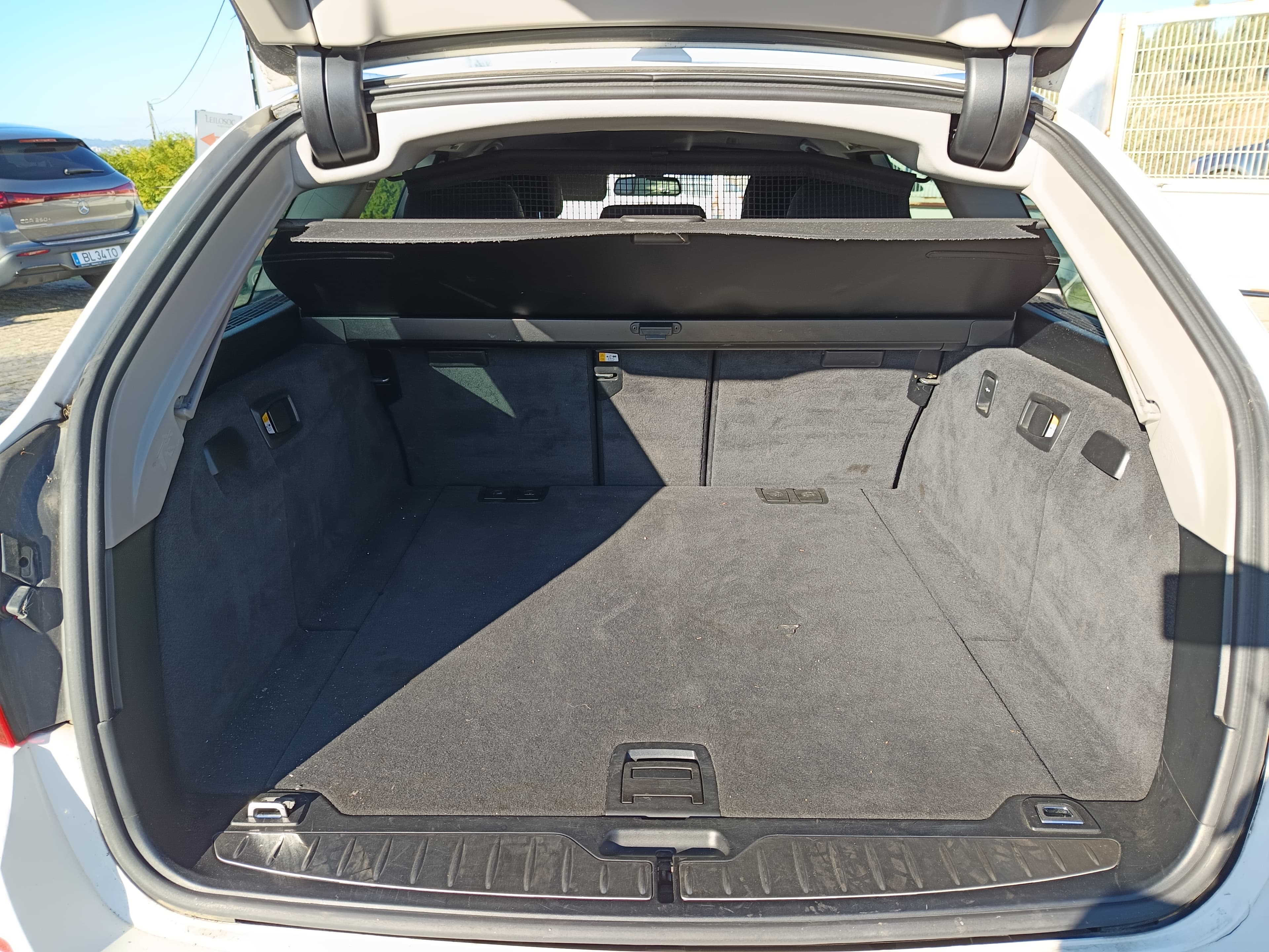 BMW 520D · Ano 2014 — image 28