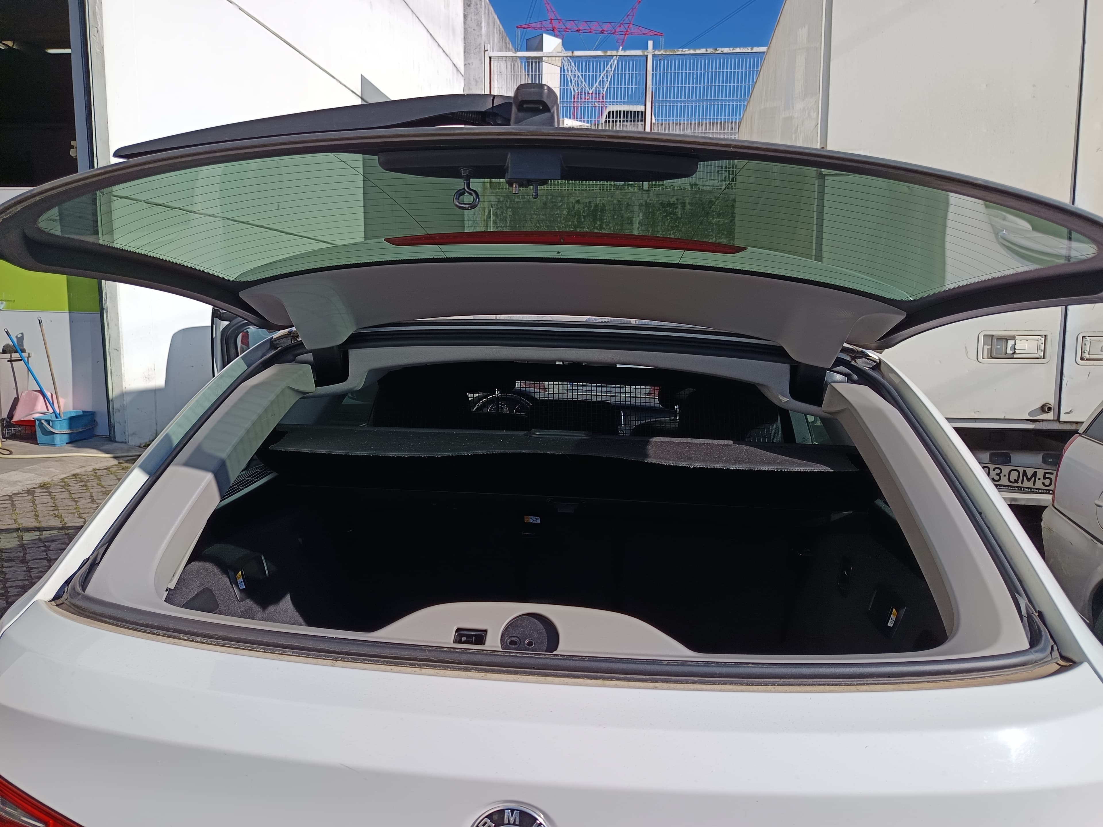 BMW 520D · Ano 2014 — image 51