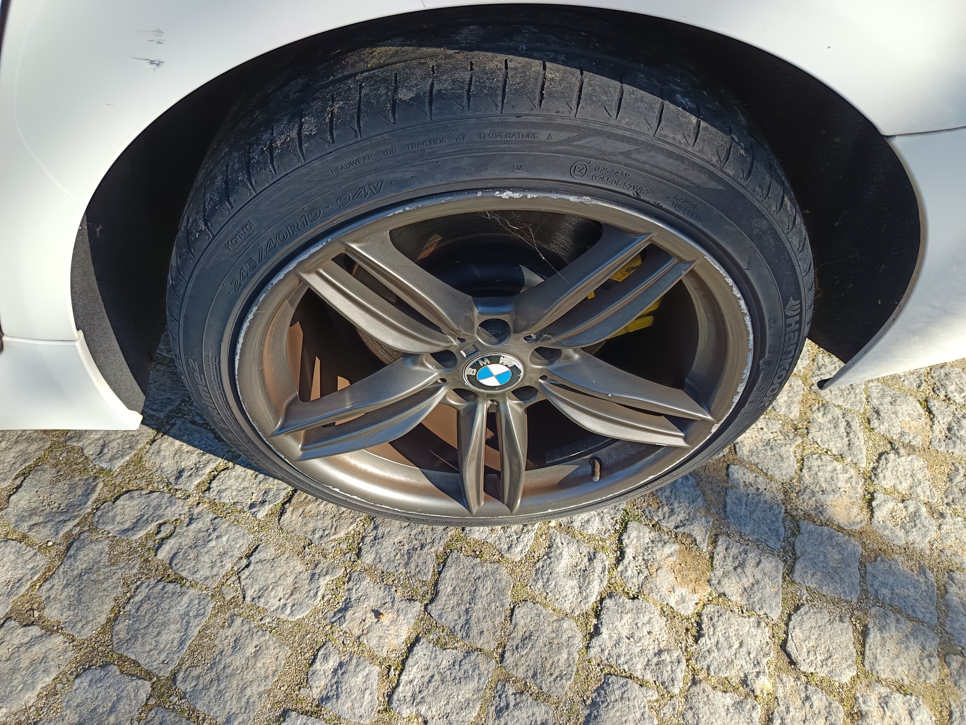BMW 520D · Ano 2014 — image 17