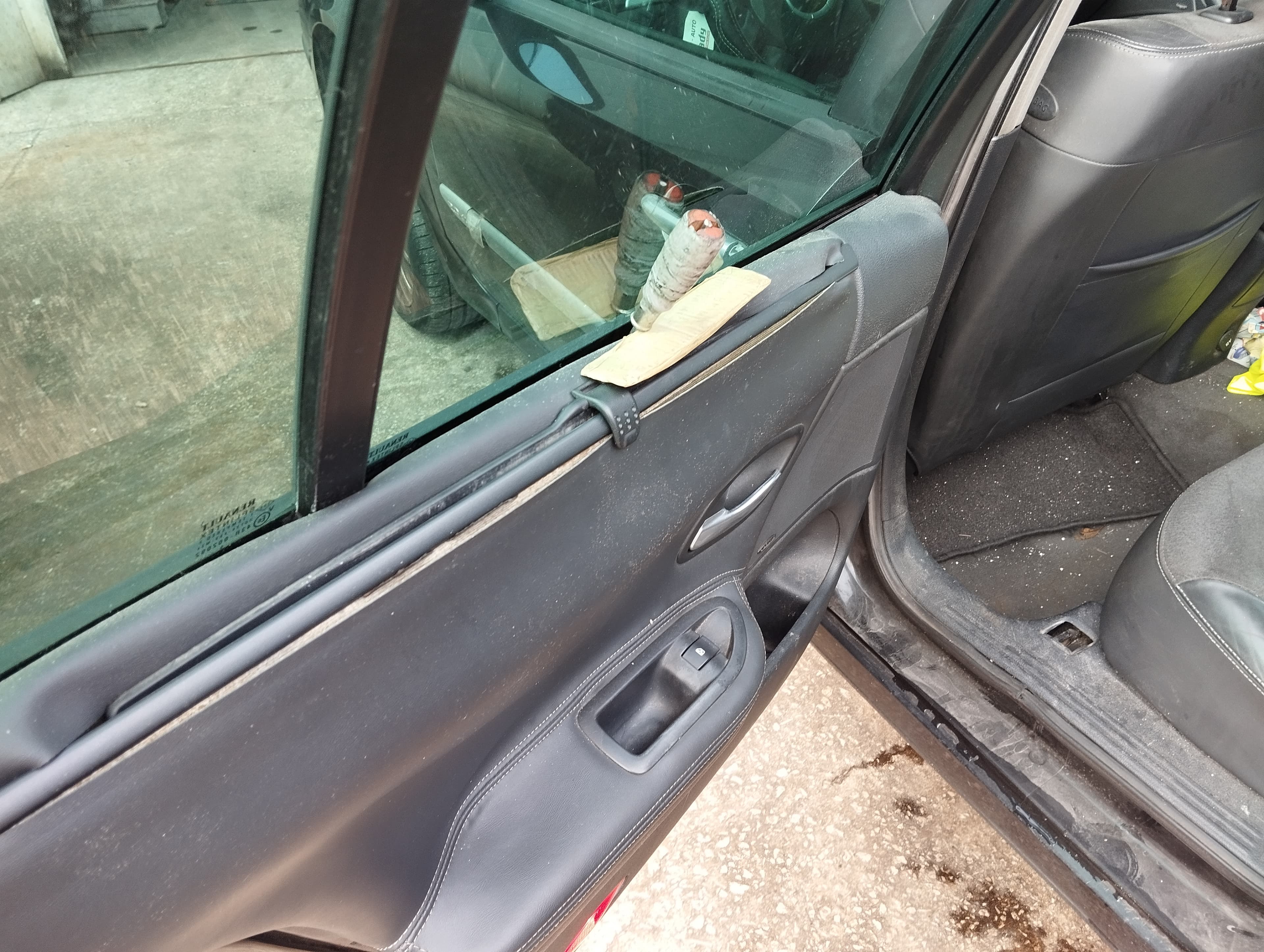 Renault Laguna 2.0 DCi · Ano 2006 — imagem 14