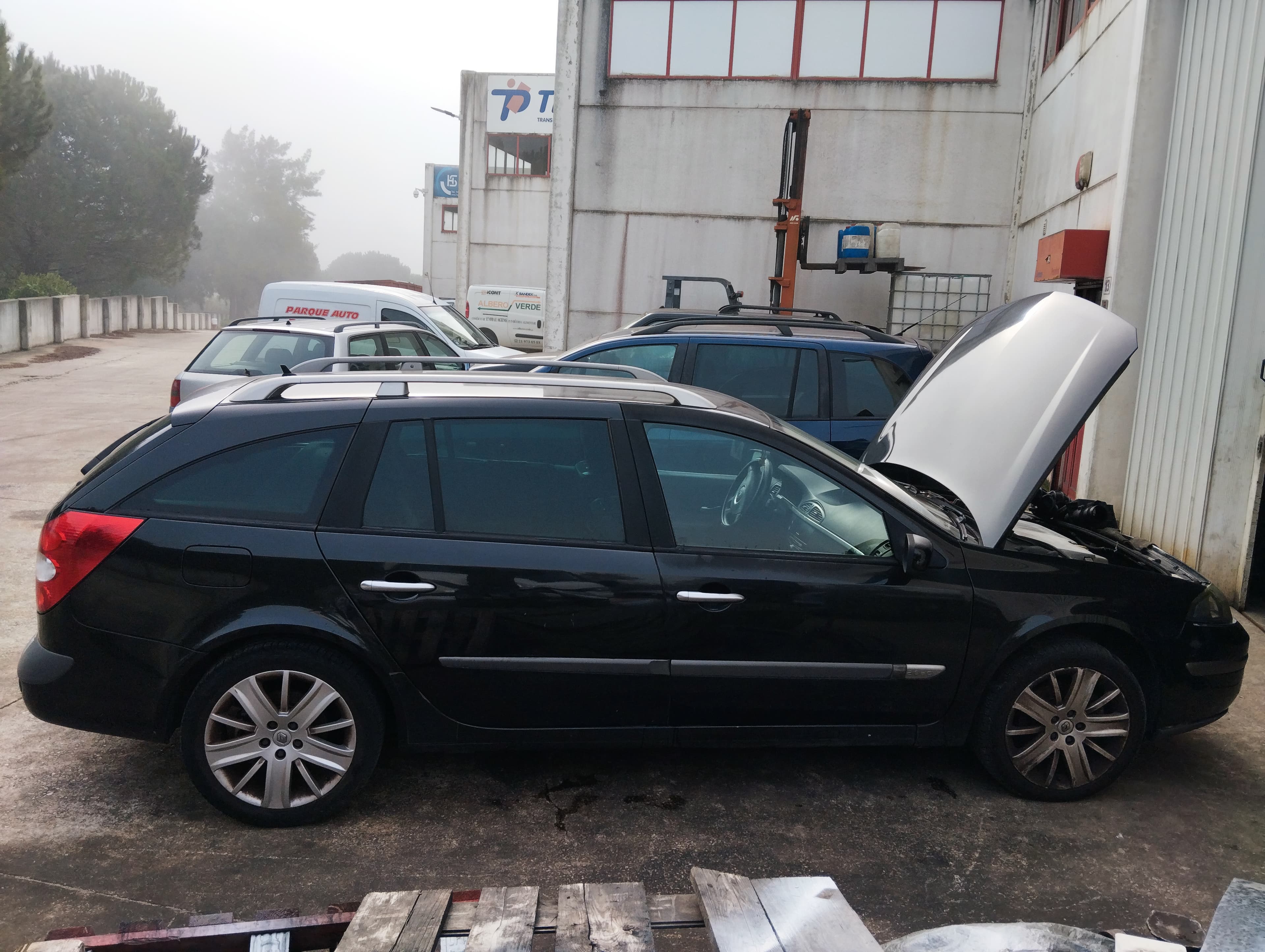 Renault Laguna 2.0 DCi · Ano 2006 — imagem 3